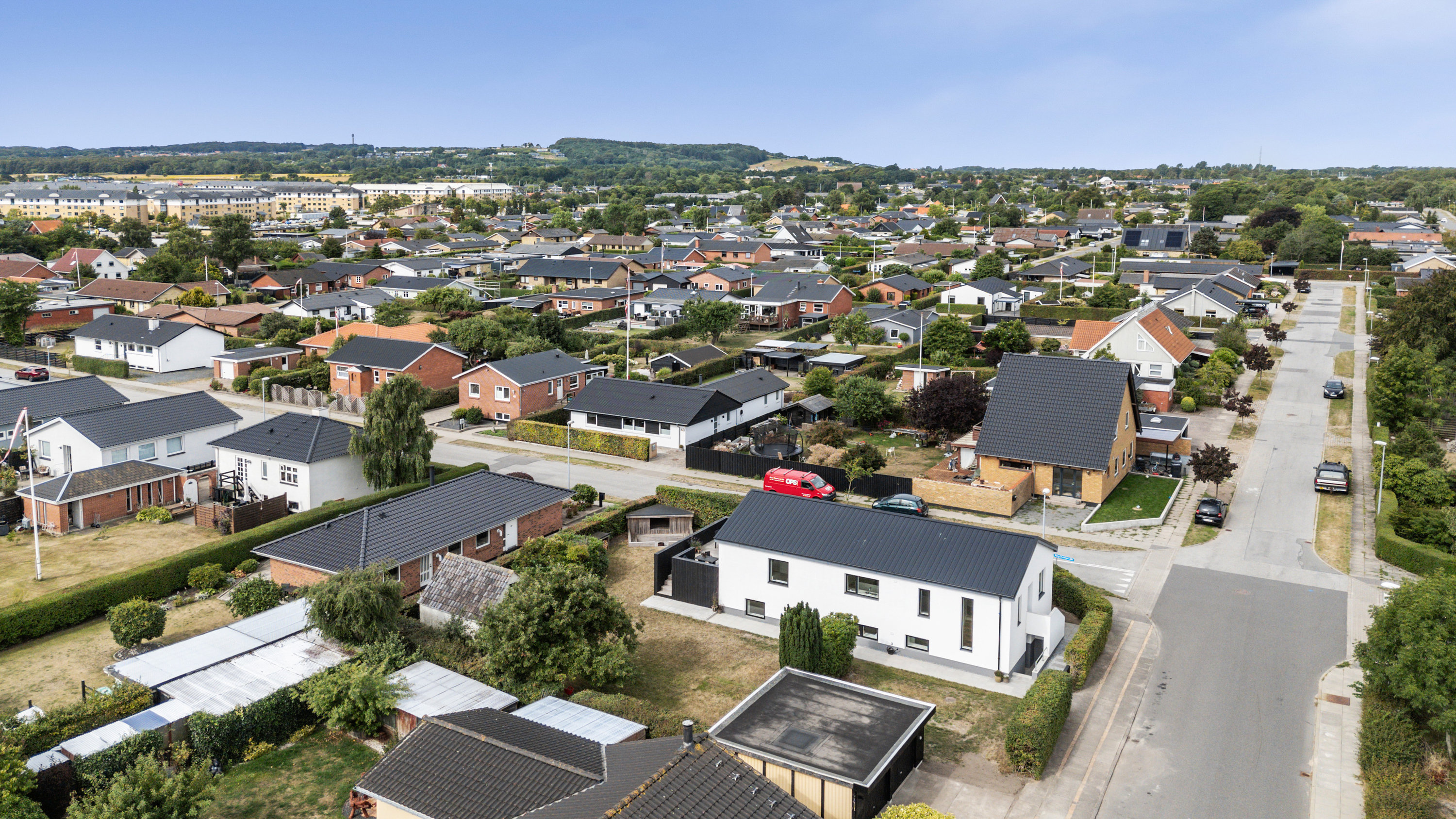 Fremhævet luftfoto billede i fuldskærmstilstand. Billede af Solbakkevej 31, 9900 Frederikshavn