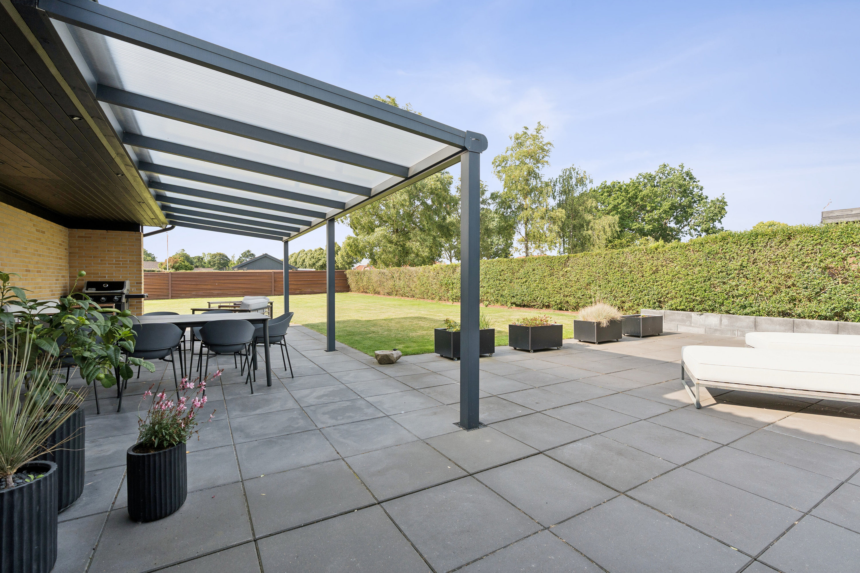 Fremhævet overdækket terrasse billede i fuldskærmstilstand. Billede af Irisparken 16, 7430 Ikast