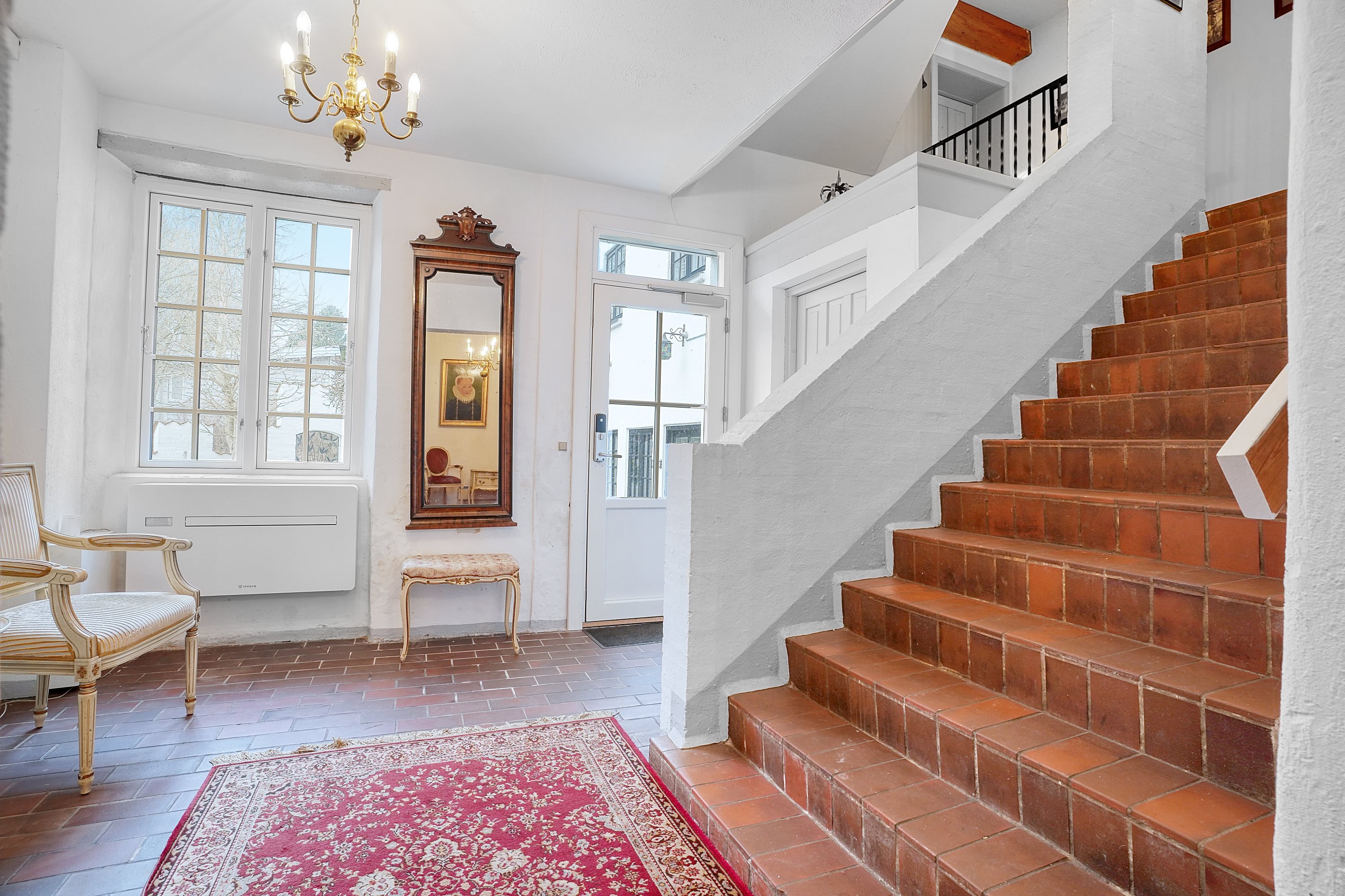 Fremhævet entré billede i fuldskærmstilstand. Billede af Dr Mølle Strandvej 568R, 1. 1., 3120 Dronningmølle