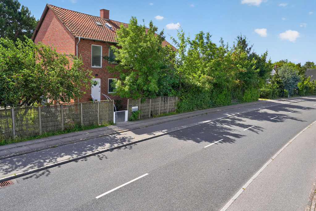 Fremhævet  billede i fuldskærmstilstand. Billede af Vandtårnsvej 47, st., 2860 Søborg