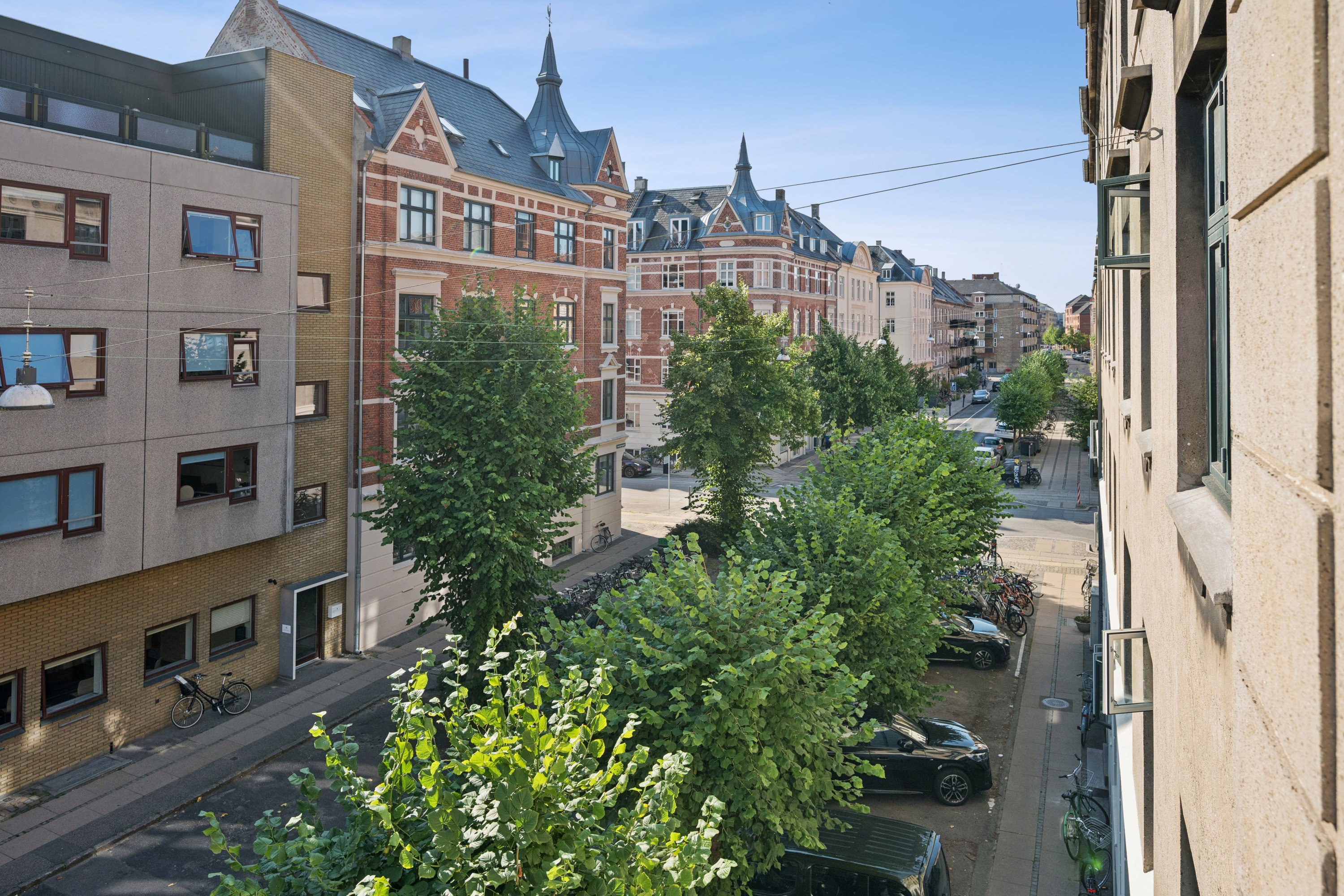 Fremhævet udsigt billede i fuldskærmstilstand. Billede af Helsingborggade 19, 2. tv.., 2100 København Ø