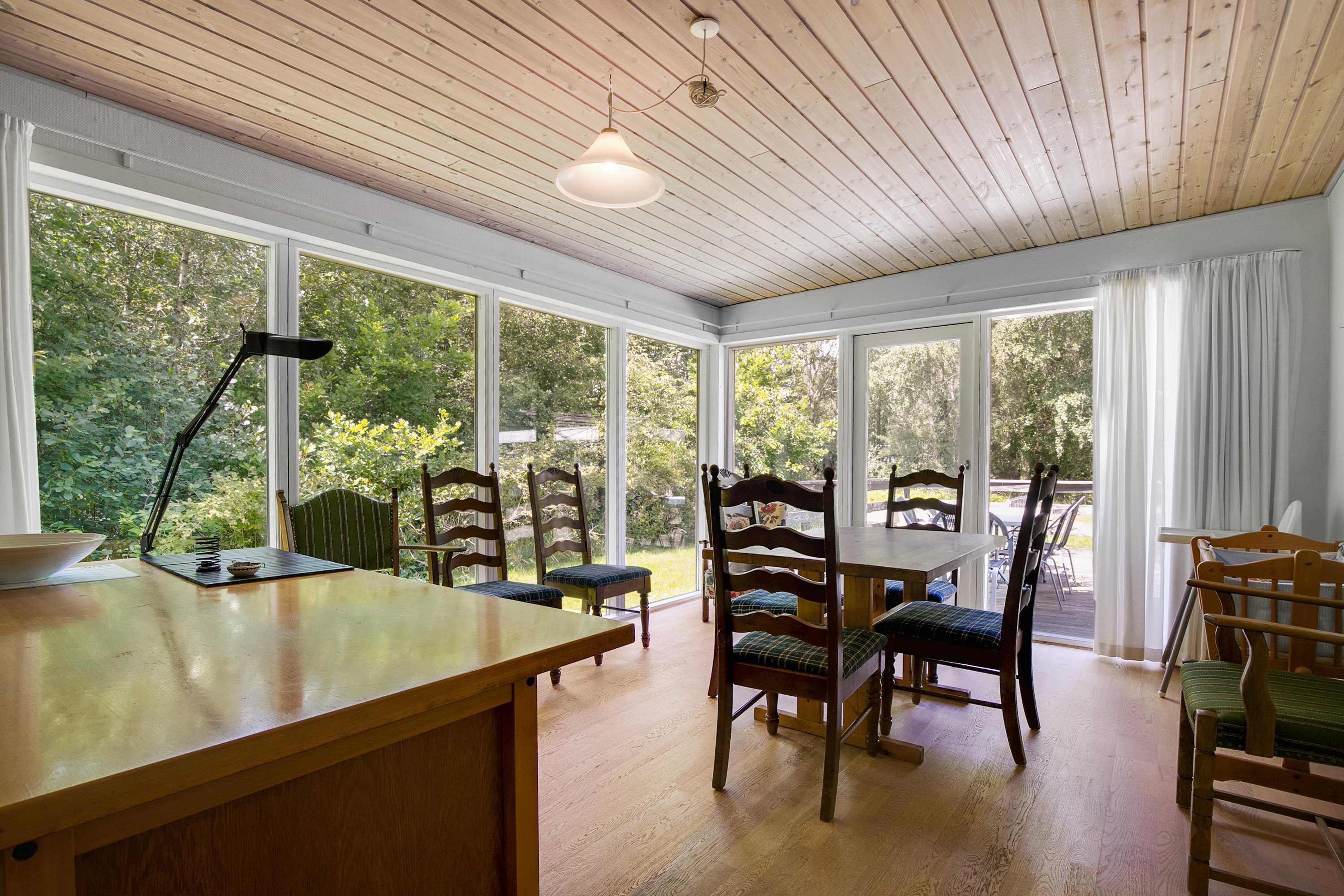 Fremhævet stue billede i fuldskærmstilstand. Billede af Hou Mose 39, Hou, 9370 Hals