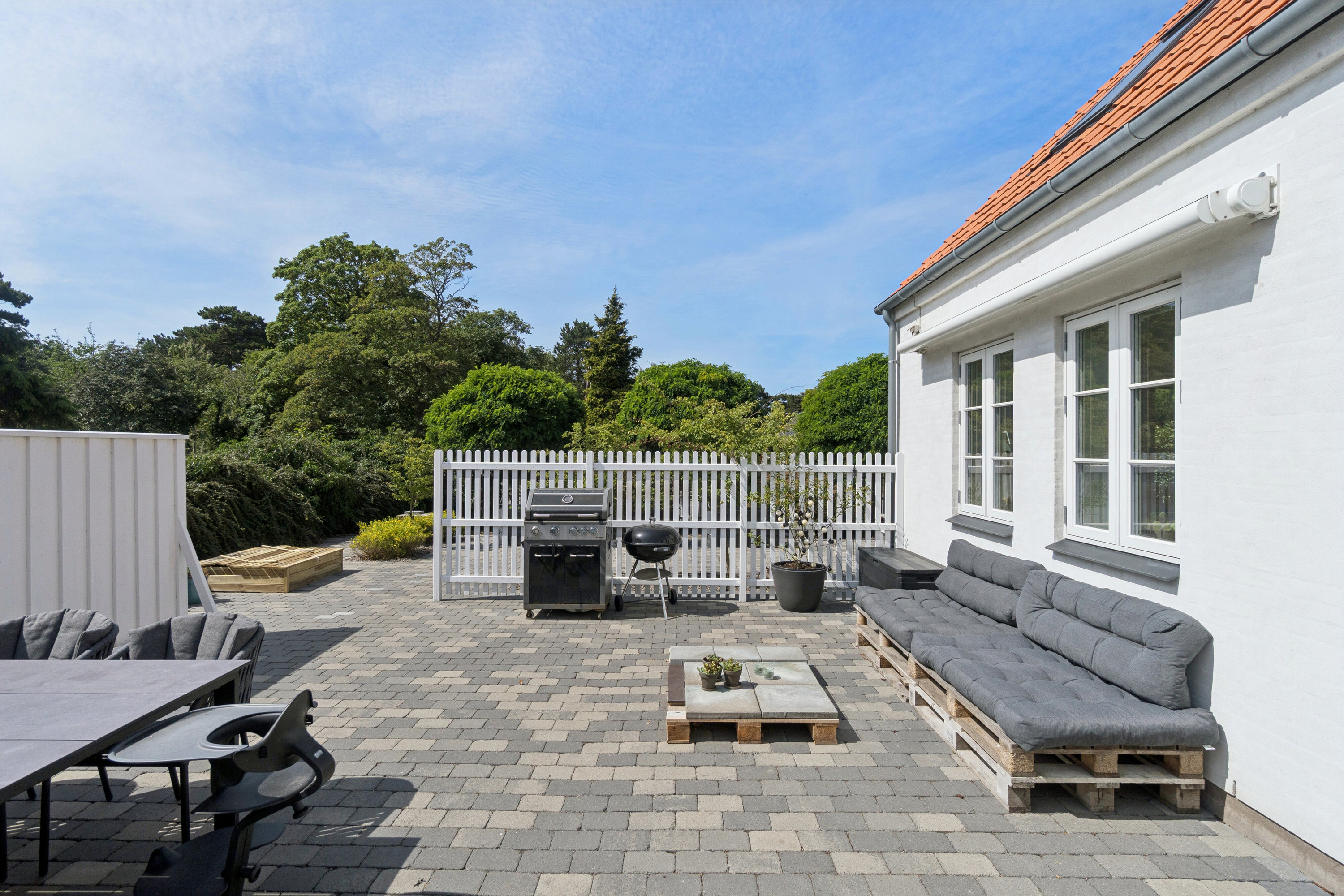 Fremhævet terrasse billede i fuldskærmstilstand. Billede af Søndre Alle 59, 3700 Rønne