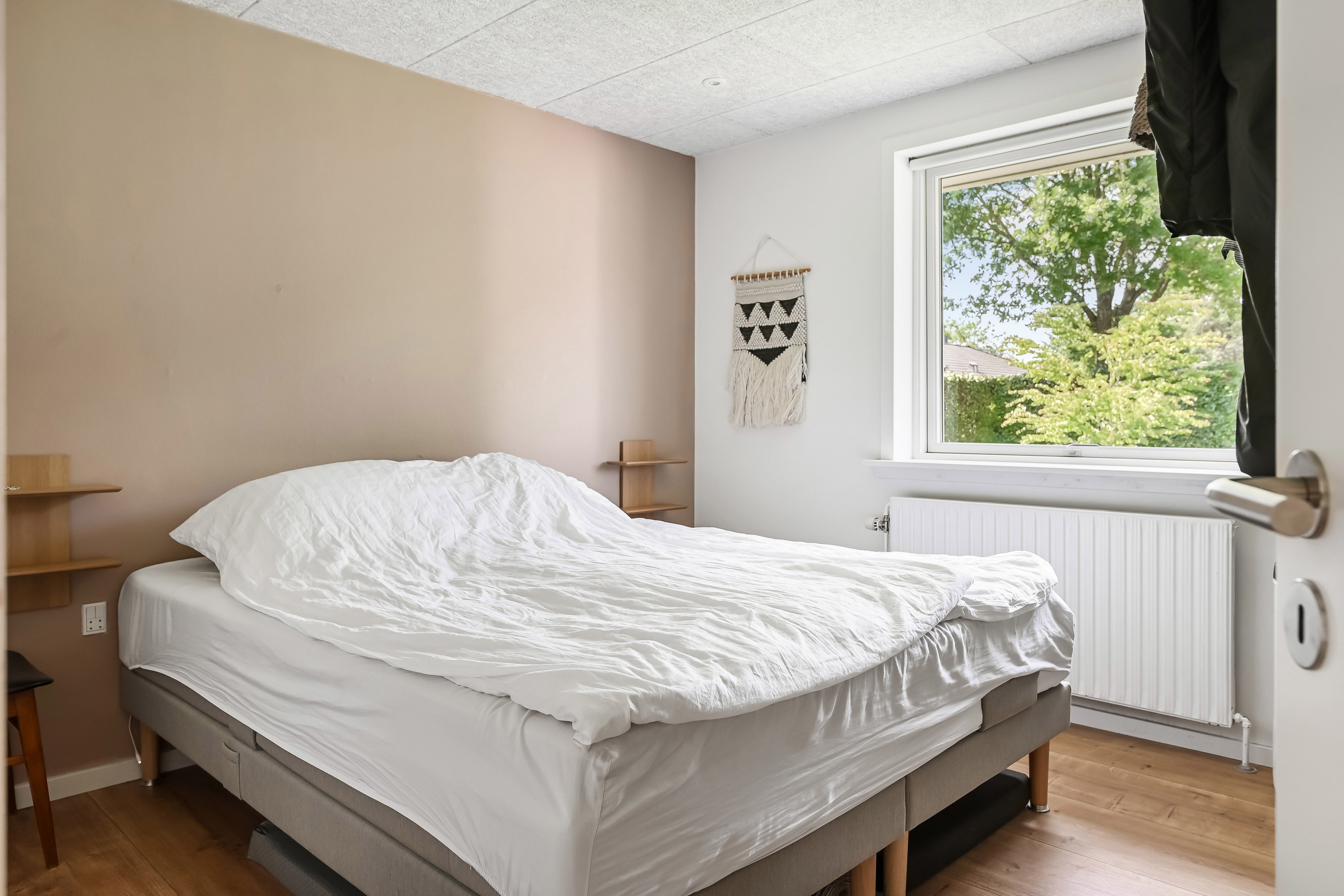Fremhævet værelse billede i fuldskærmstilstand. Billede af Bøgevej 6, 6840 Oksbøl