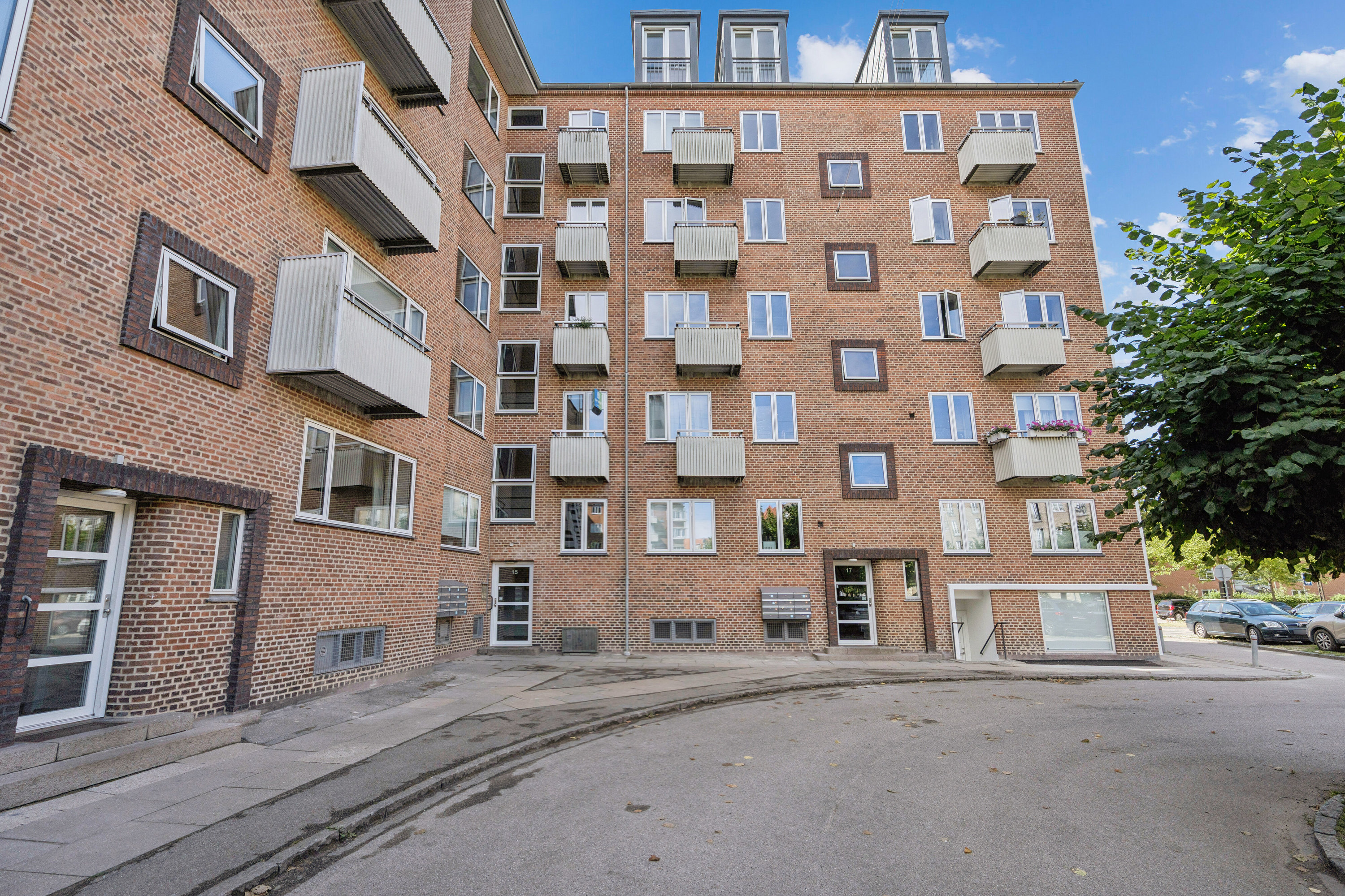 Fremhævet udendørs billede i fuldskærmstilstand. Billede af Dalføret 15, 1. th., 2300 København S