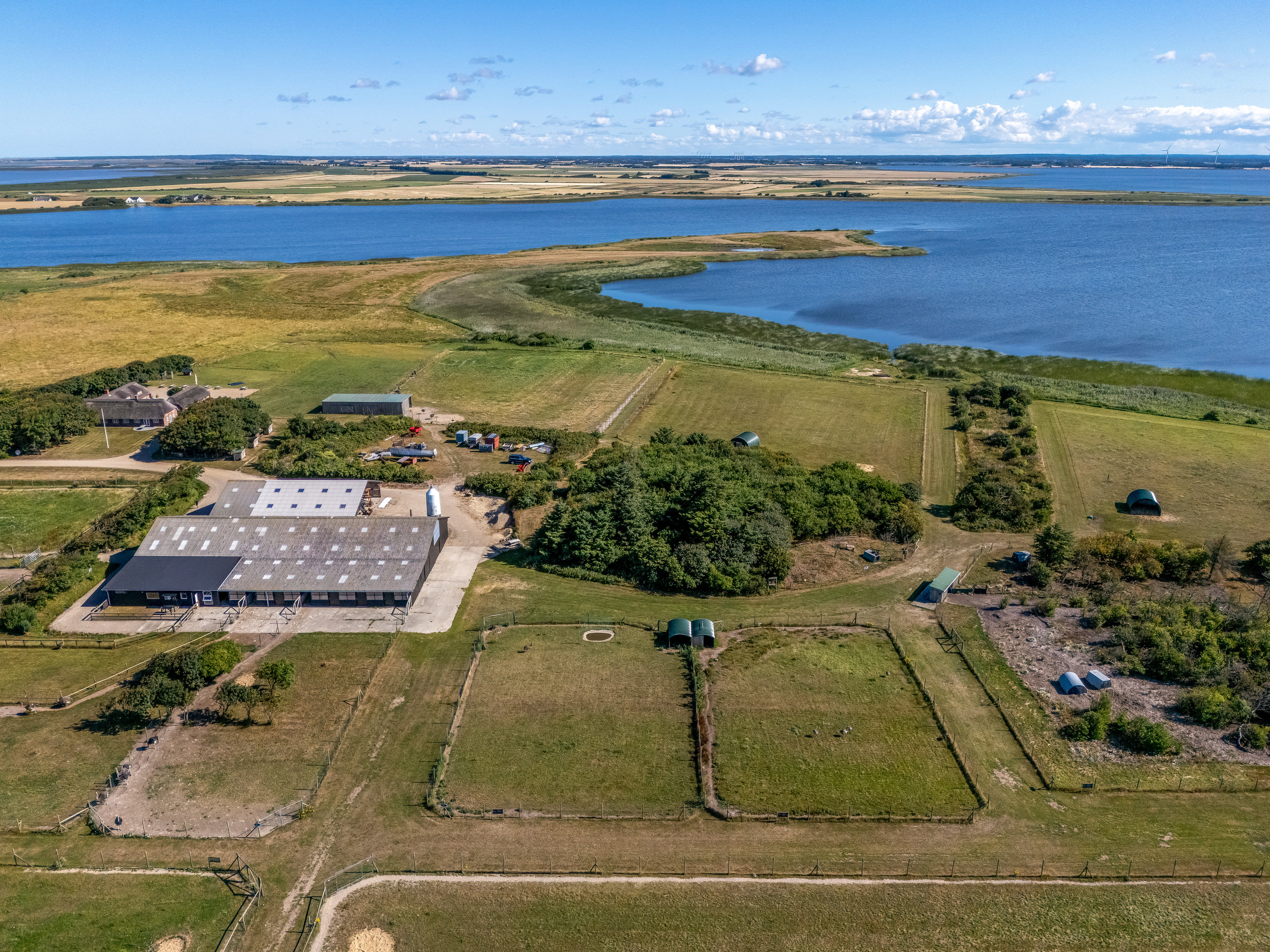 Fremhævet luftfoto billede i fuldskærmstilstand. Billede af Tambjergvej 12, Lodbj Hede, 6950 Ringkøbing