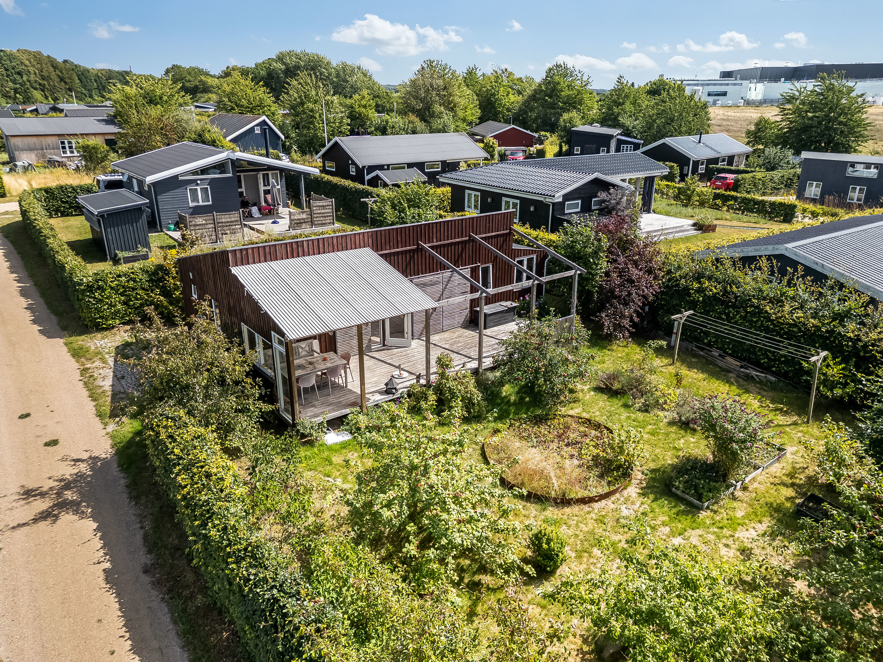 Fremhævet facade billede i fuldskærmstilstand. Billede af Tirsdagsengen 23, 3400 Hillerød