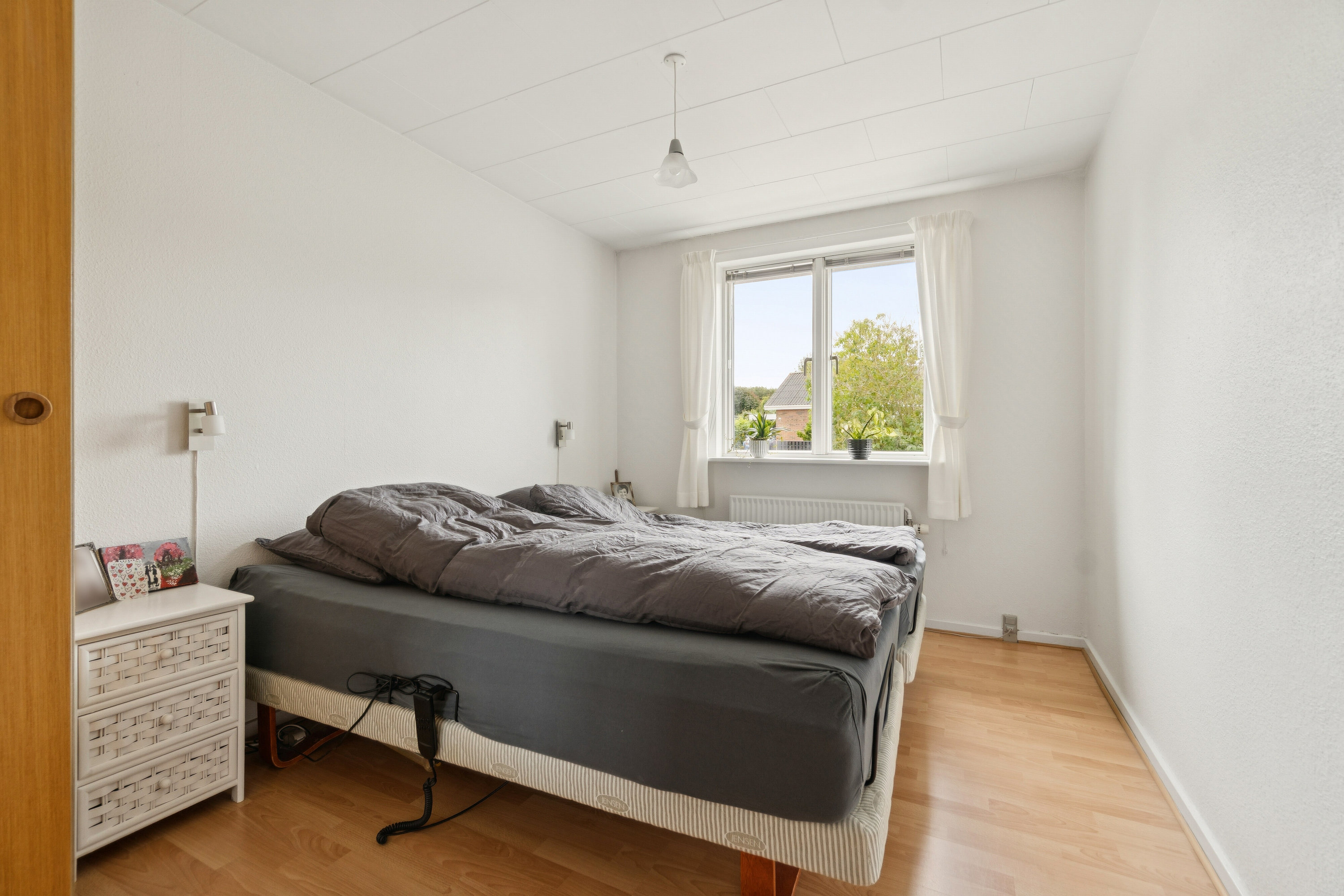 Fremhævet soveværelse billede i fuldskærmstilstand. Billede af Stationsvej 26, Nors, 7700 Thisted