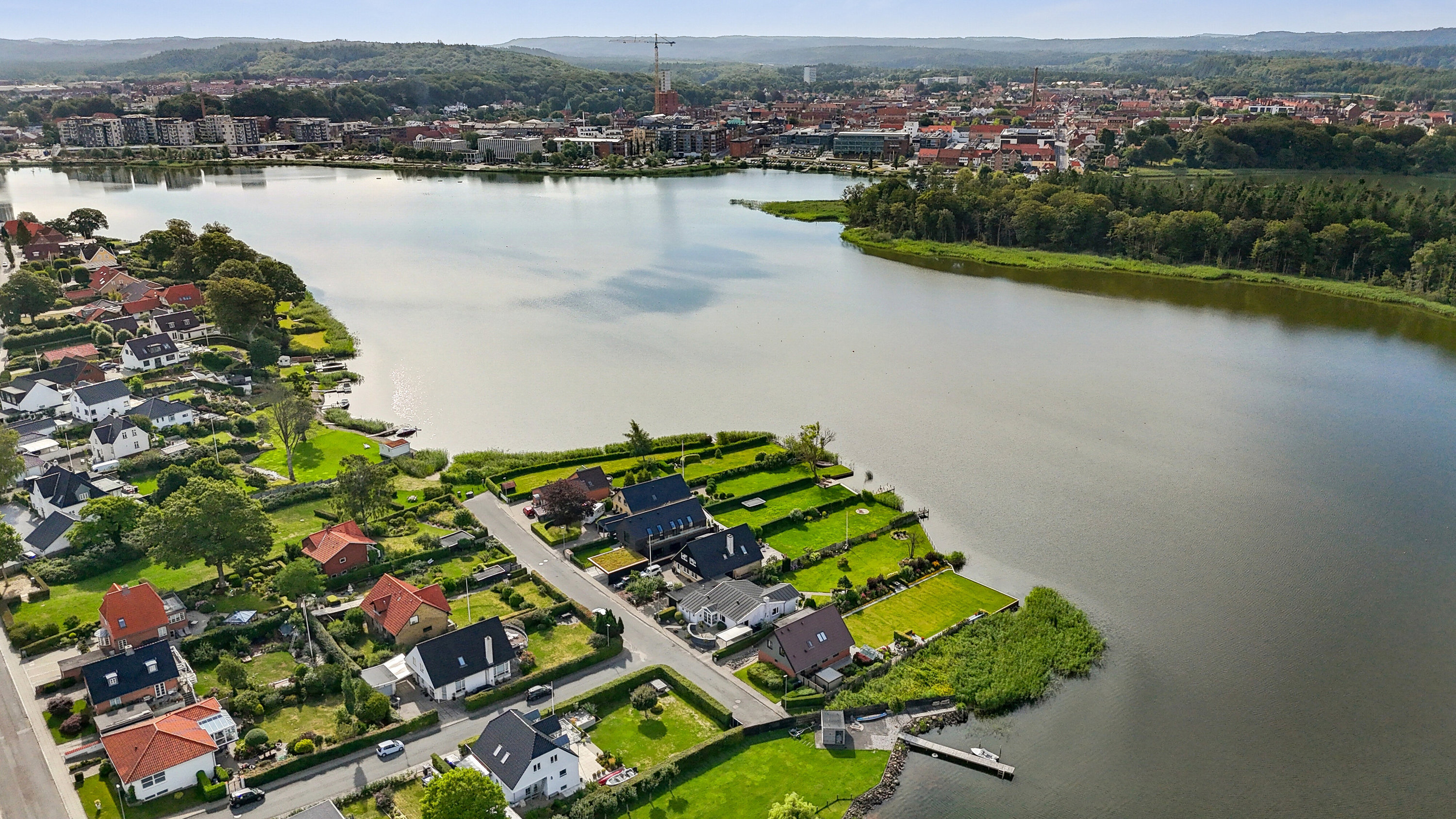 Fremhævet udsigt fra toppen billede i fuldskærmstilstand. Billede af Engsvinget 6, 8600 Silkeborg