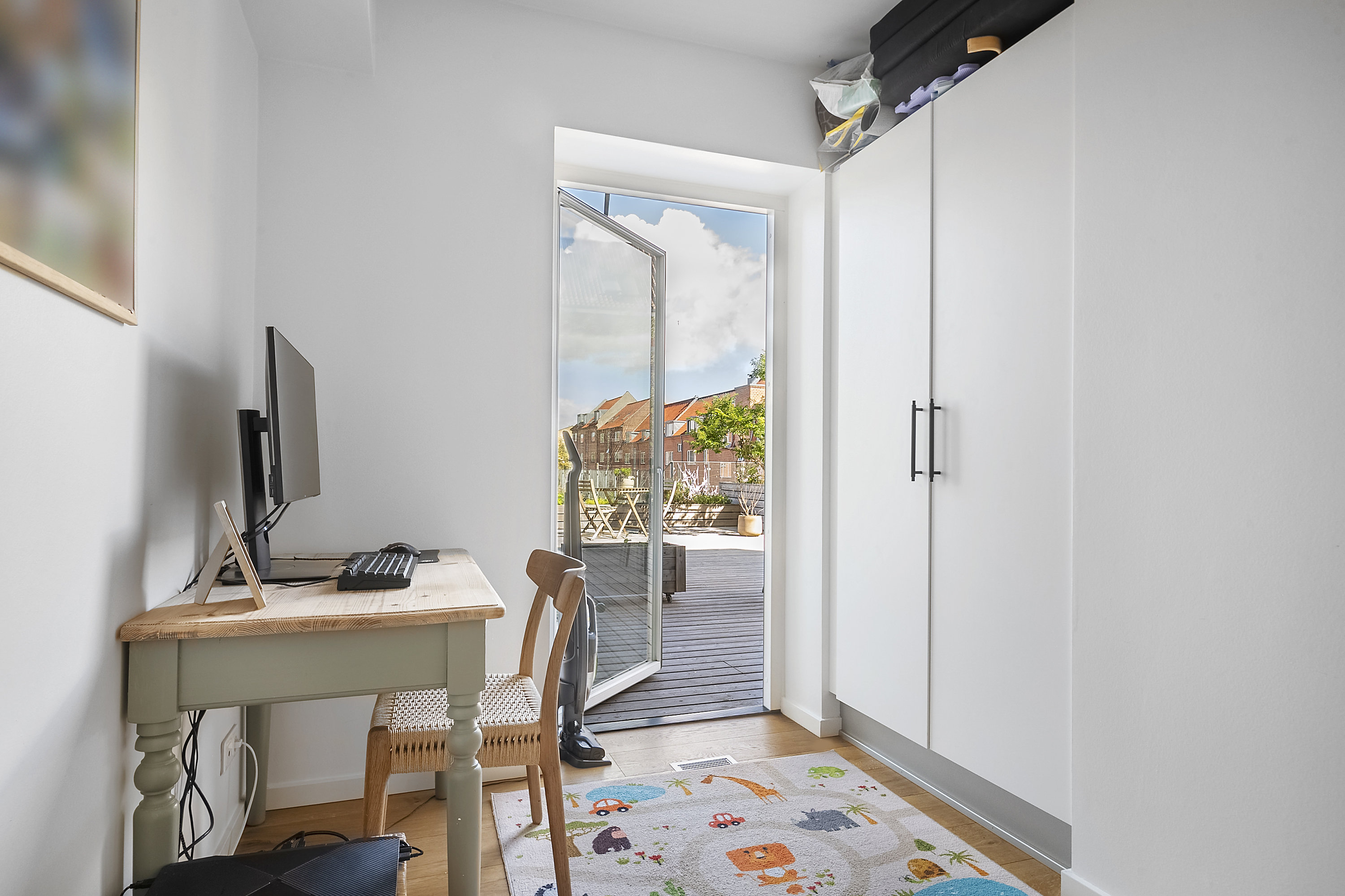 Fremhævet kontor billede i fuldskærmstilstand. Billede af Otte Ruds Gade 98, 1. mf., Trøjborg, 8200 Aarhus N