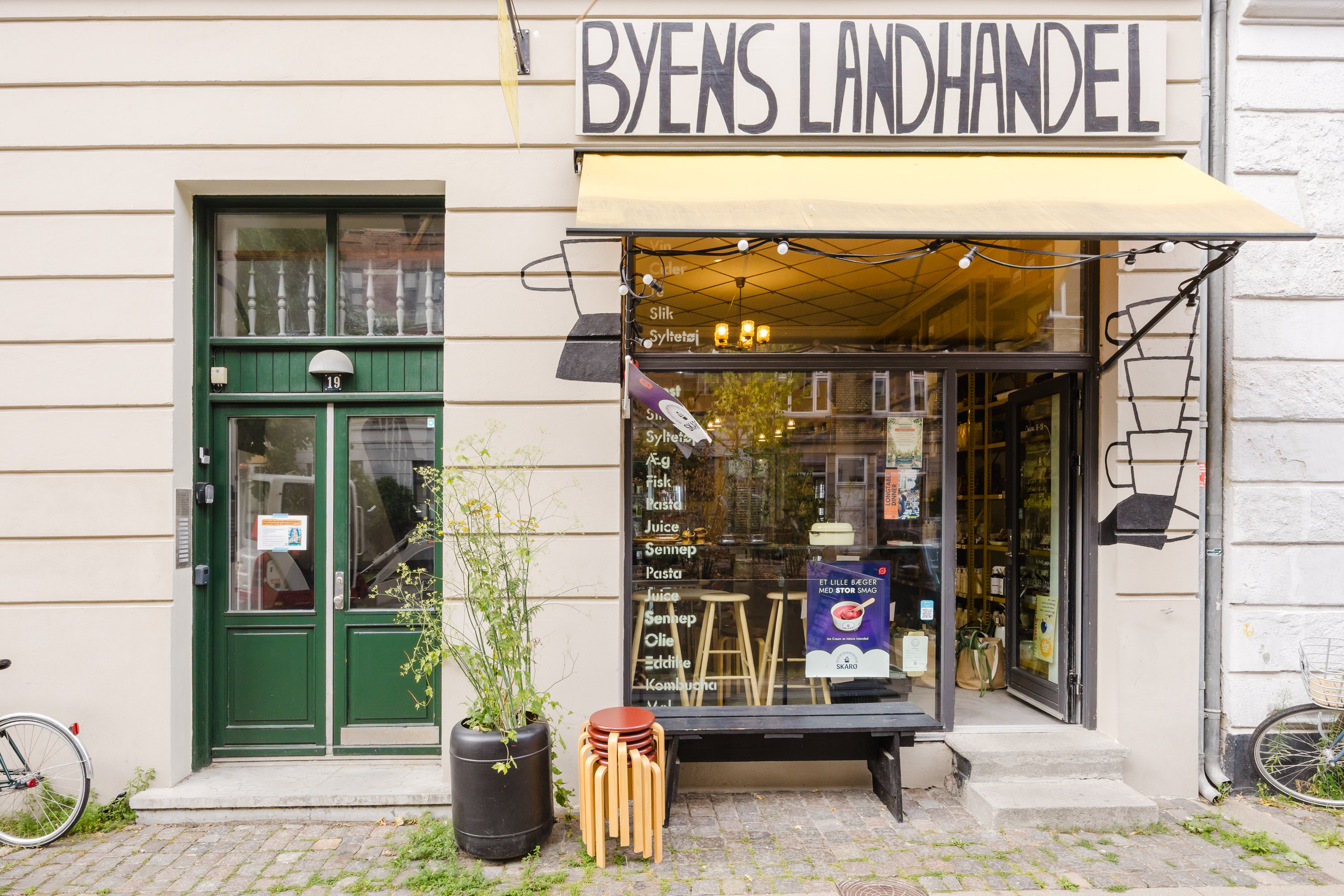Fremhævet andet billede i fuldskærmstilstand. Billede af Ægirsgade 19, 1. tv., 2200 København N