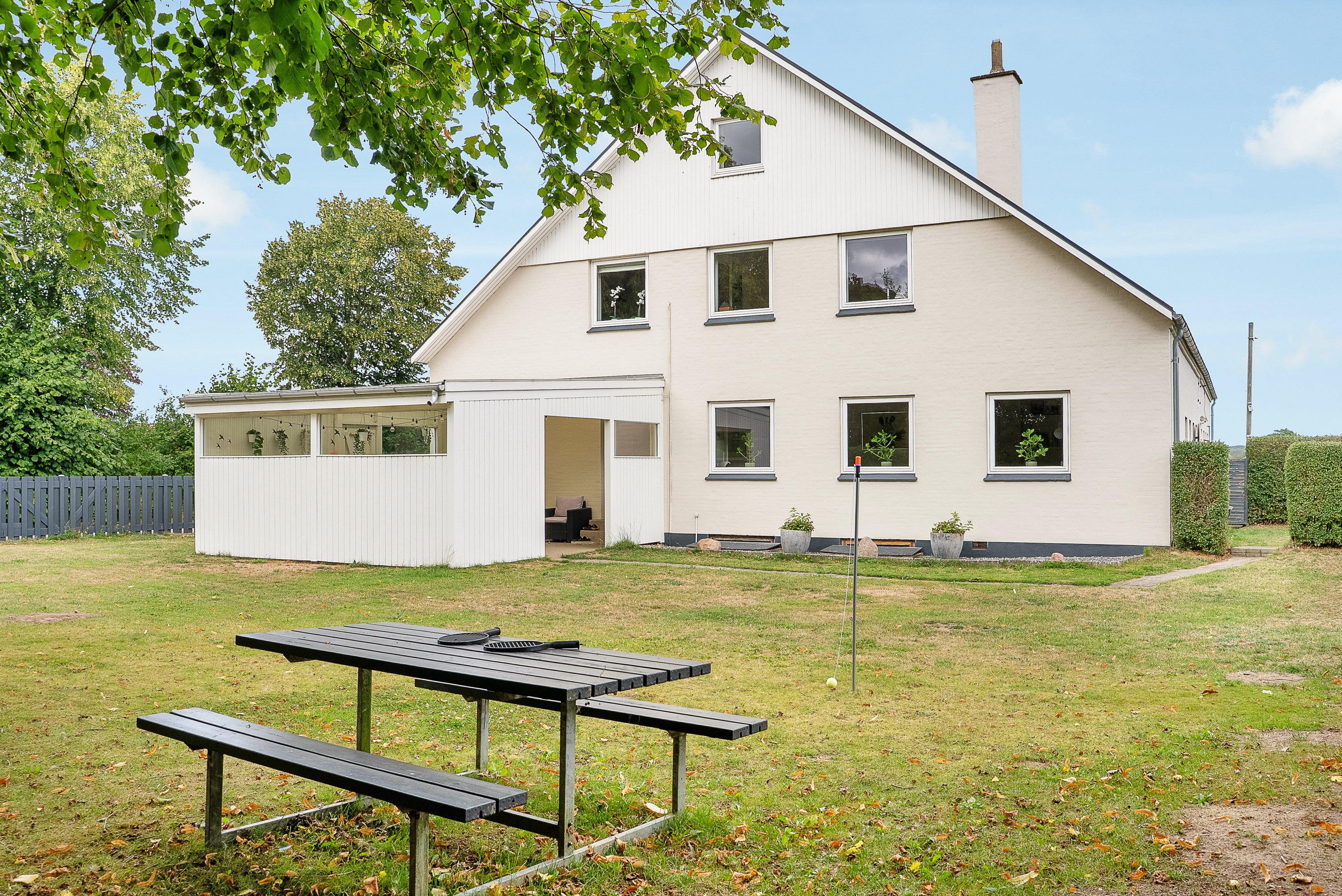 Fremhævet have billede i fuldskærmstilstand. Billede af Espestok 121, Trøstrup, 5210 Odense NV