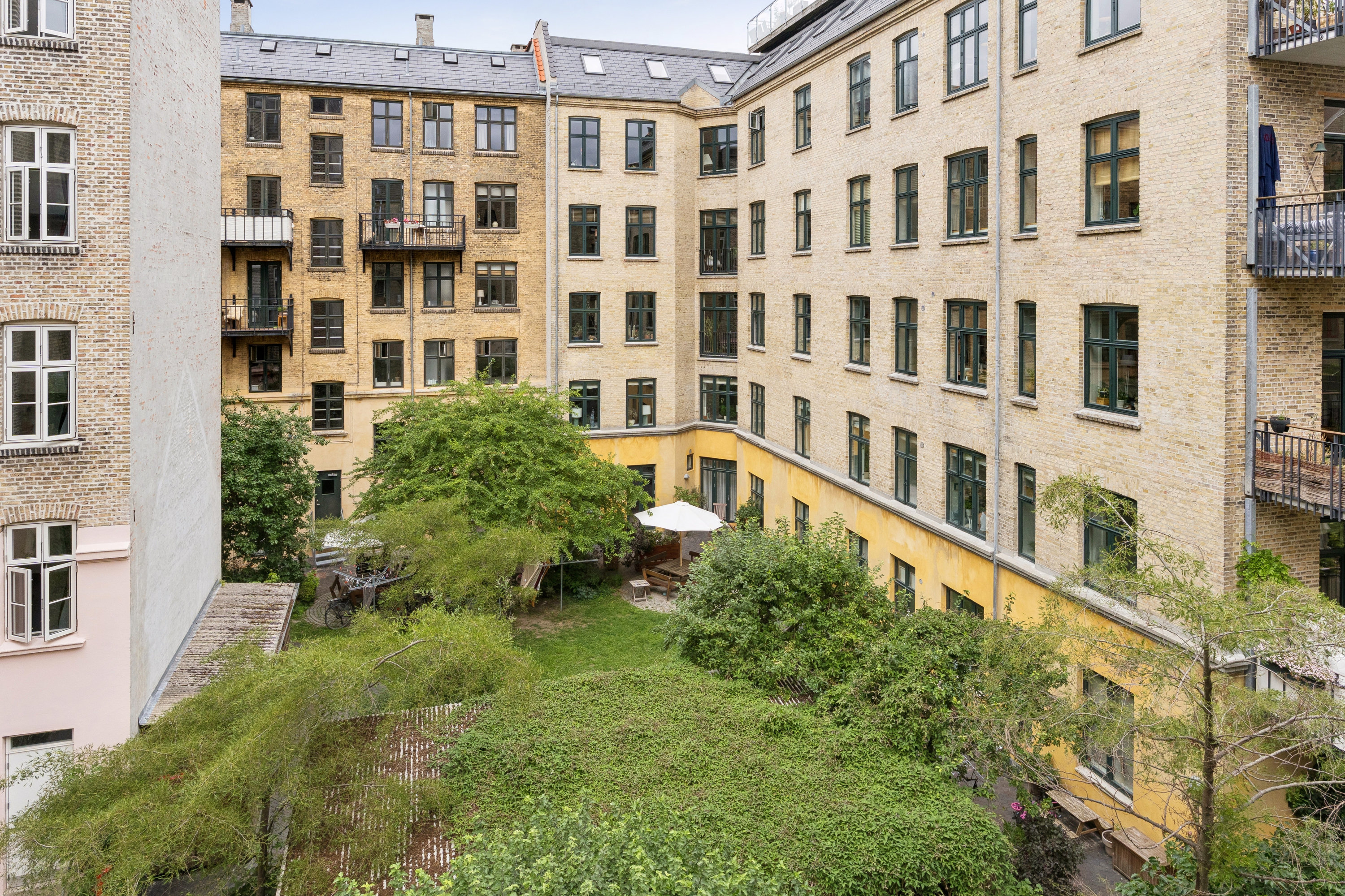Fremhævet andet billede i fuldskærmstilstand. Billede af Classensgade 37, 3. tv., 2100 København Ø