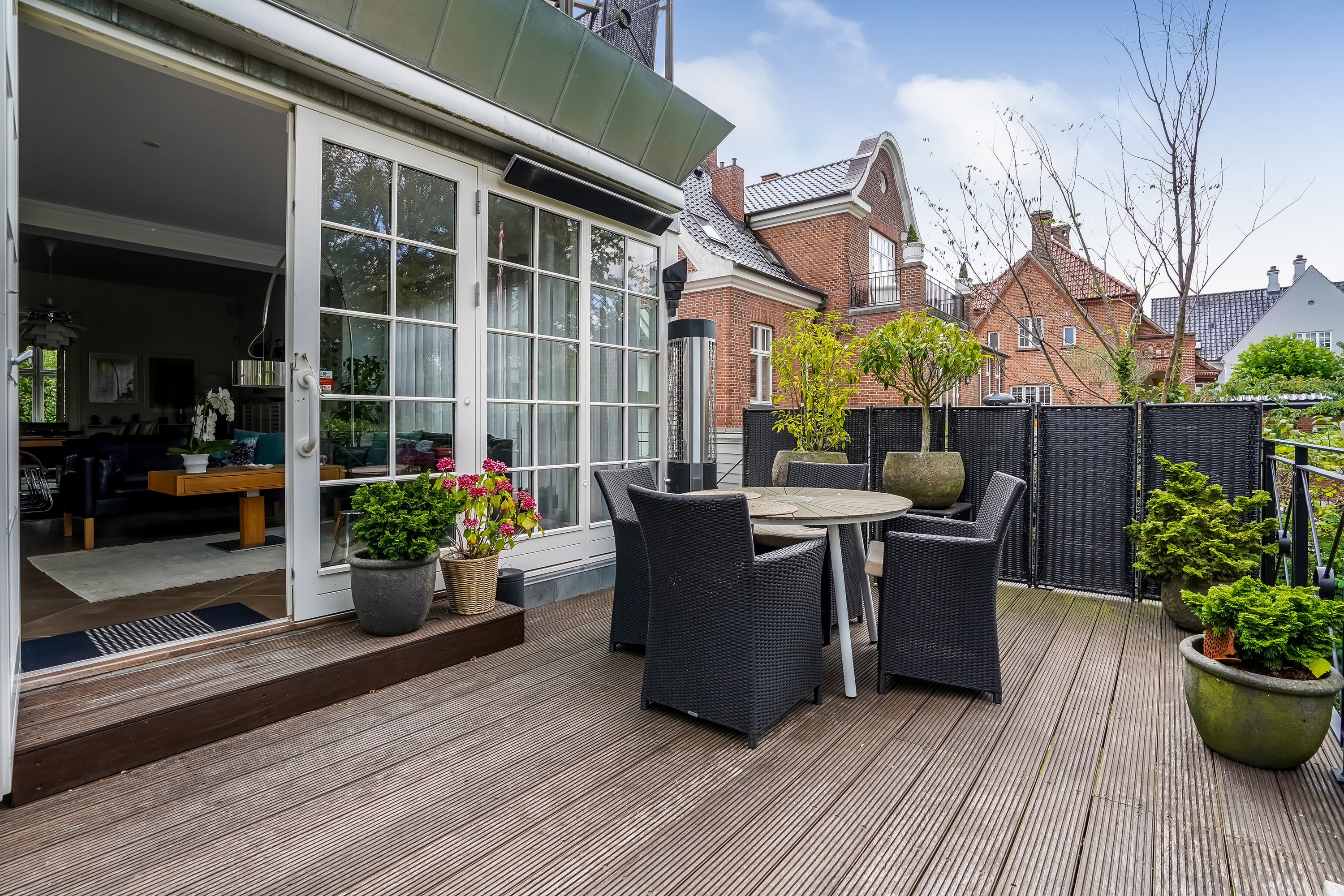 Fremhævet terrasse billede i fuldskærmstilstand. Billede af Langelinie 19, 5230 Odense M