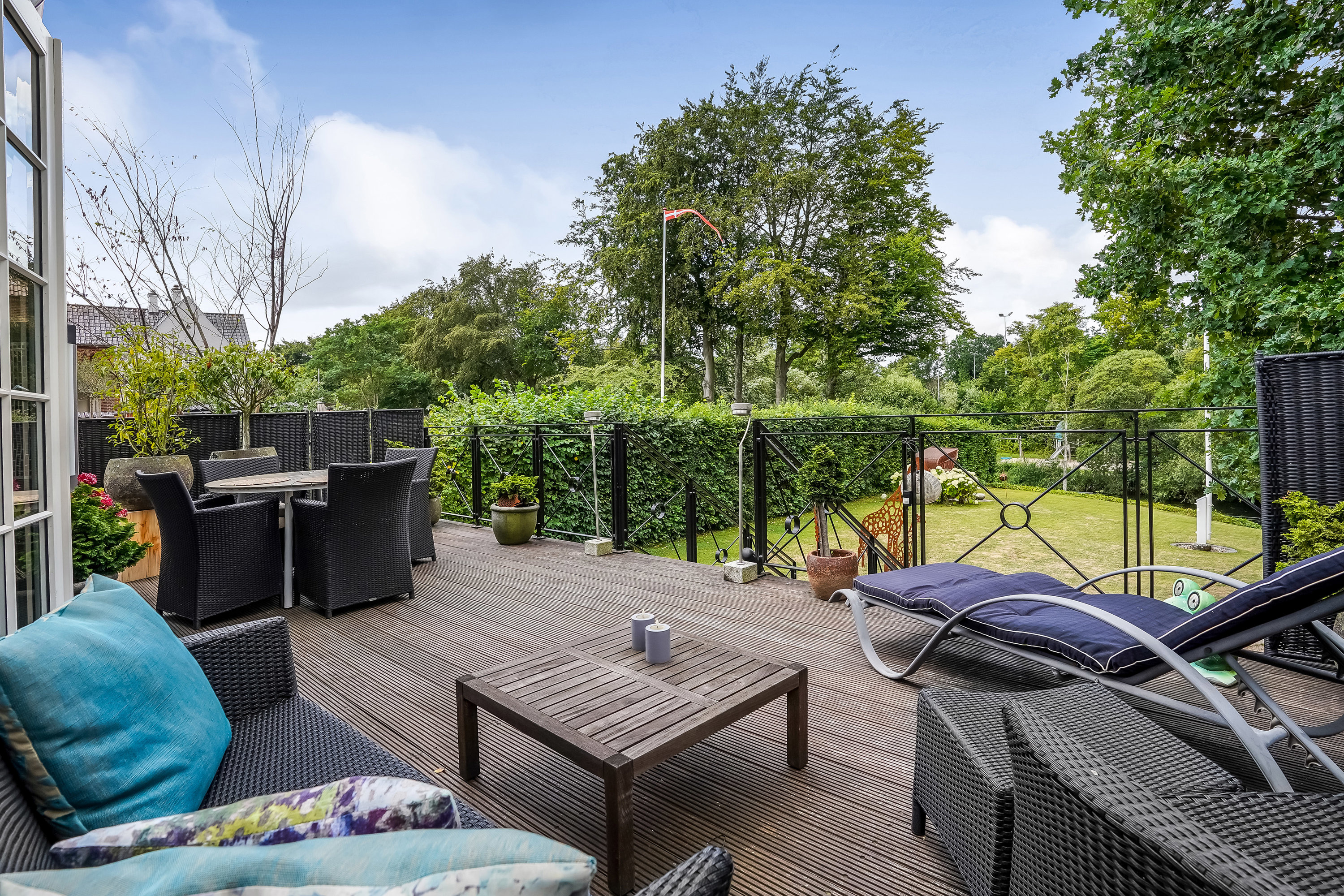 Fremhævet terrasse billede i fuldskærmstilstand. Billede af Langelinie 19, 5230 Odense M