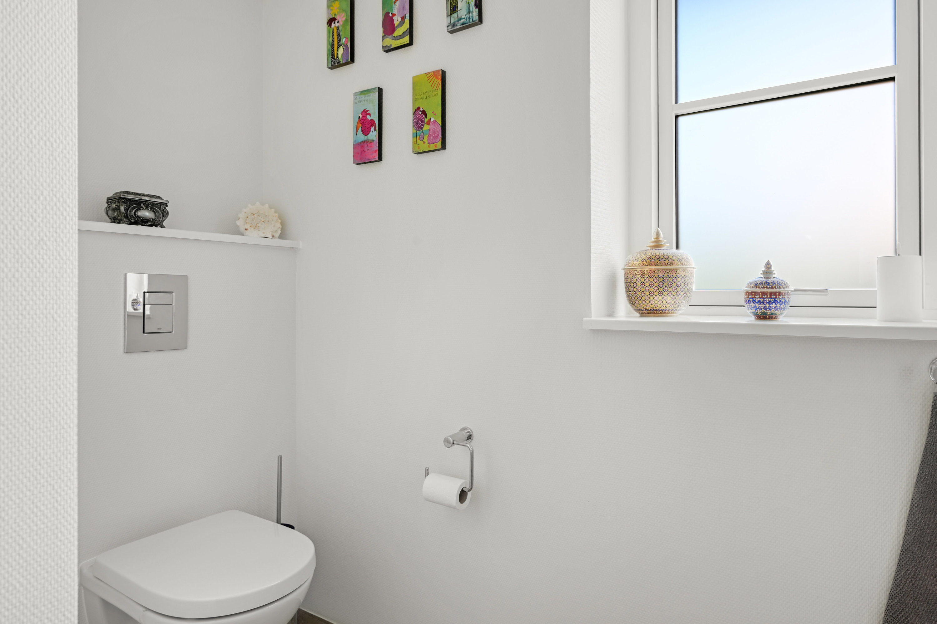 Fremhævet toilet billede i fuldskærmstilstand. Billede af Nørregårdsparken 126G, Andrup, 6705 Esbjerg Ø