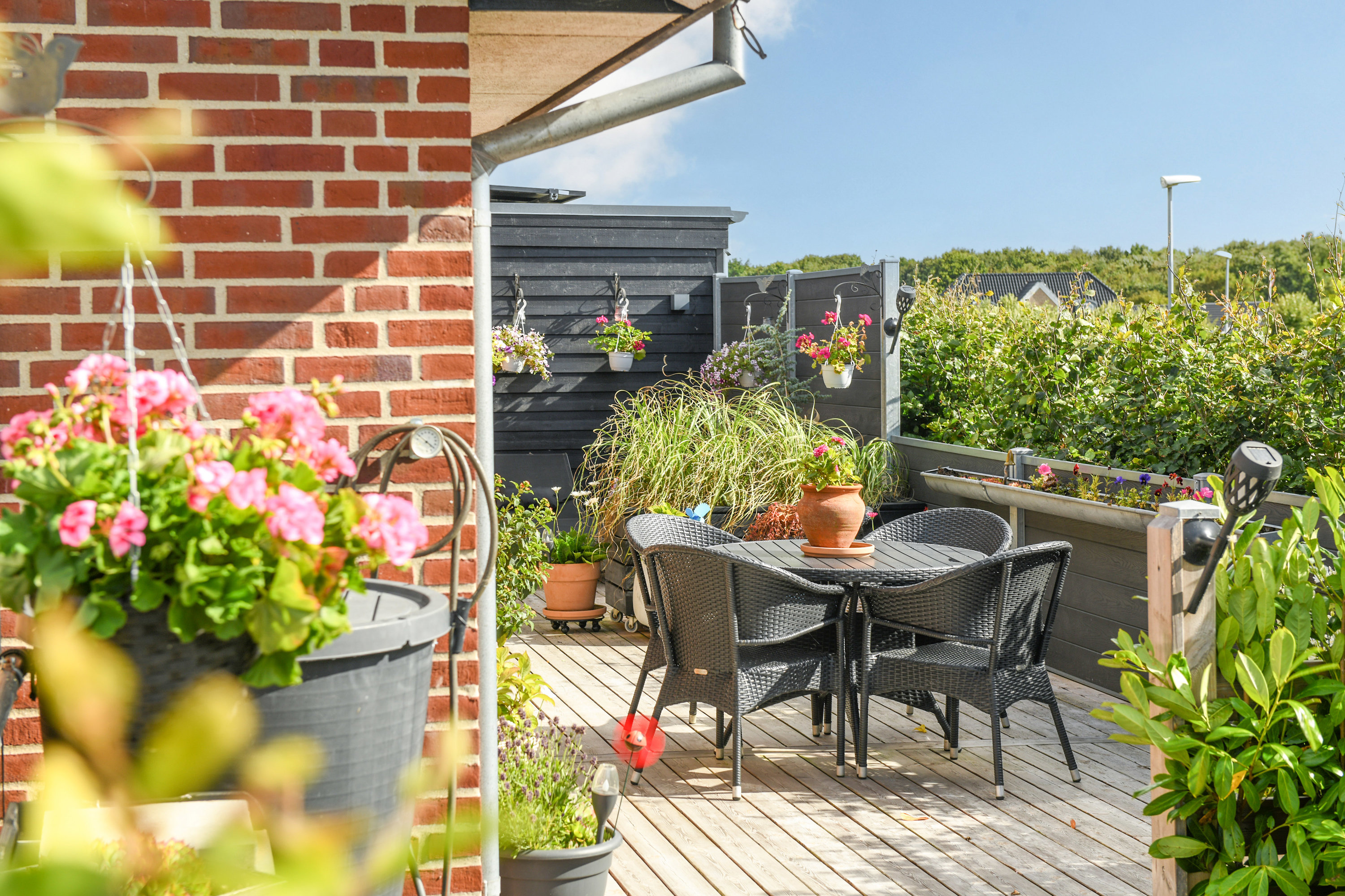 Fremhævet terrasse billede i fuldskærmstilstand. Billede af Nørregårdsparken 126G, Andrup, 6705 Esbjerg Ø