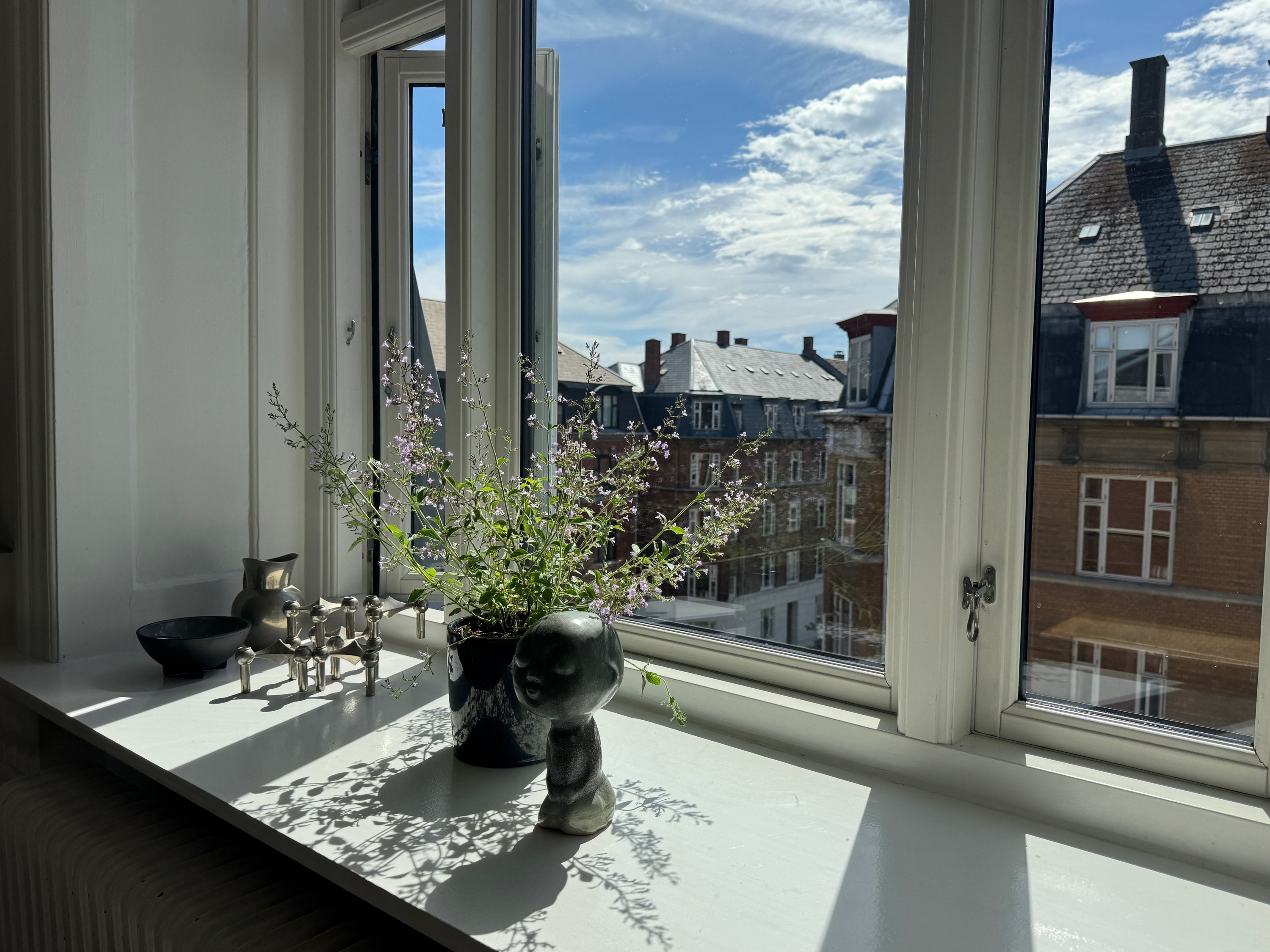 Fremhævet  billede i fuldskærmstilstand. Billede af L.I. Brandes Alle 10, 4., 1956 Frederiksberg C