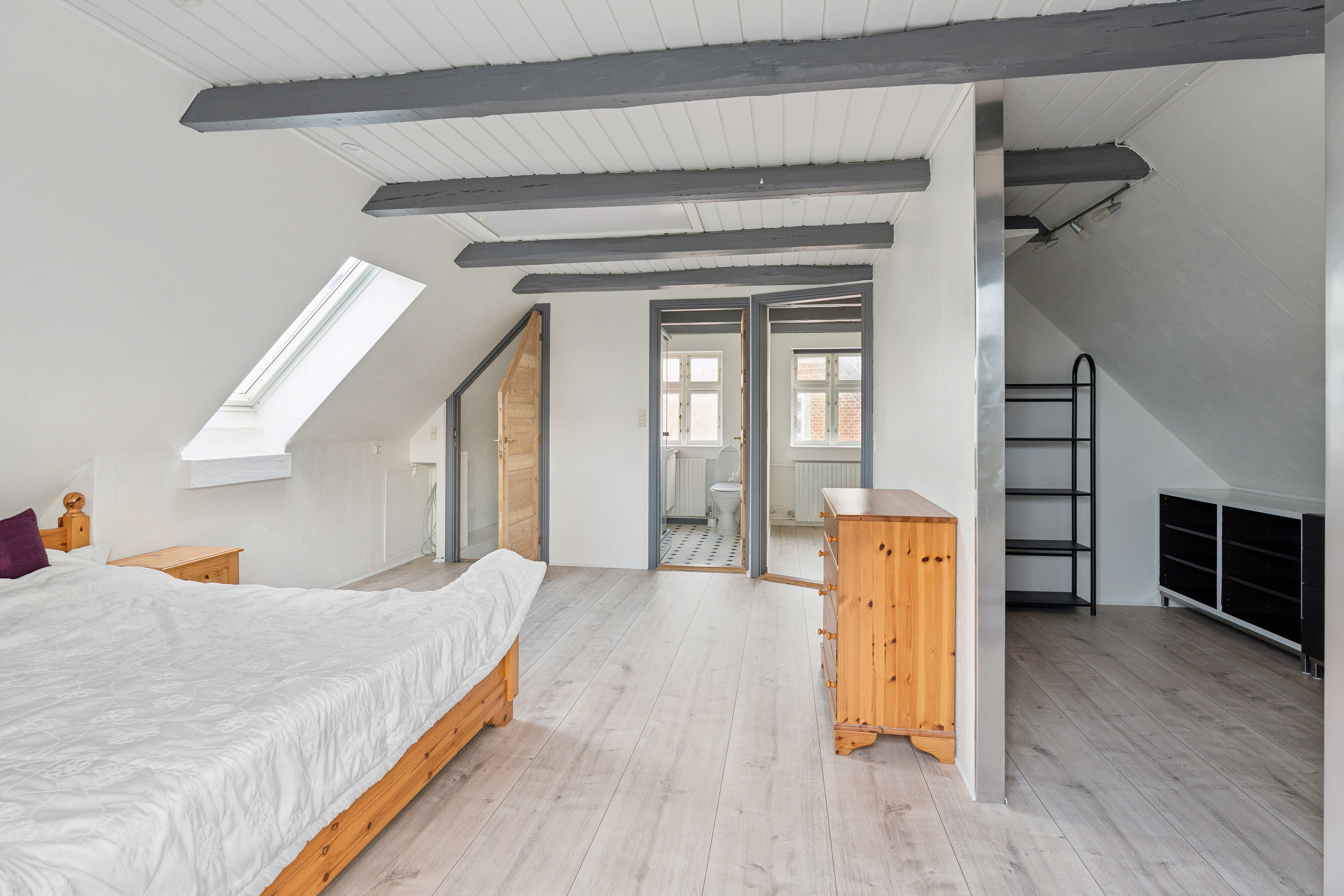 Fremhævet soveværelse billede i fuldskærmstilstand. Billede af Rådhusstrædet 19, 7430 Ikast