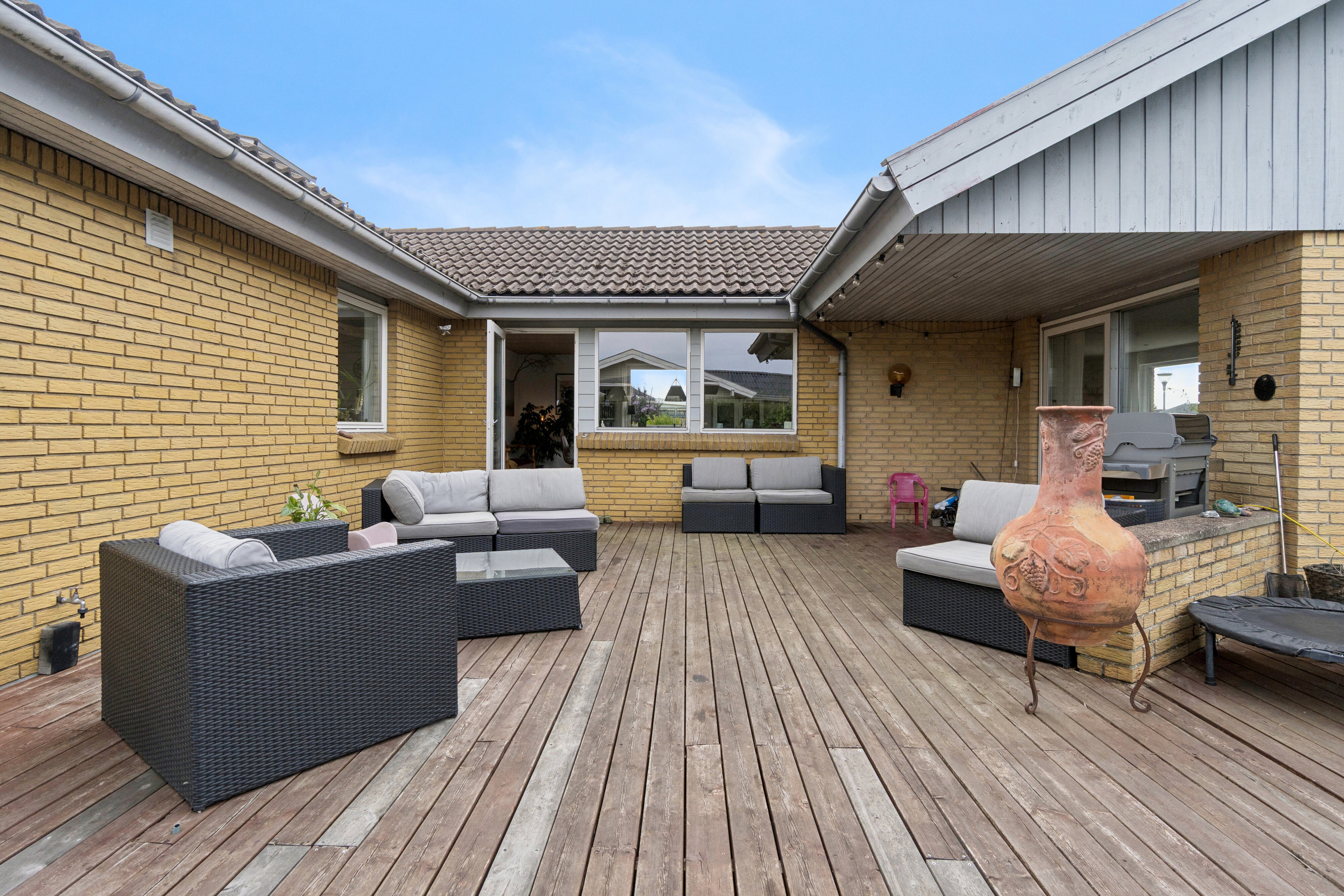 Fremhævet terrasse billede i fuldskærmstilstand. Billede af Kamilleløkken 16, Rønne, 3700 Rønne