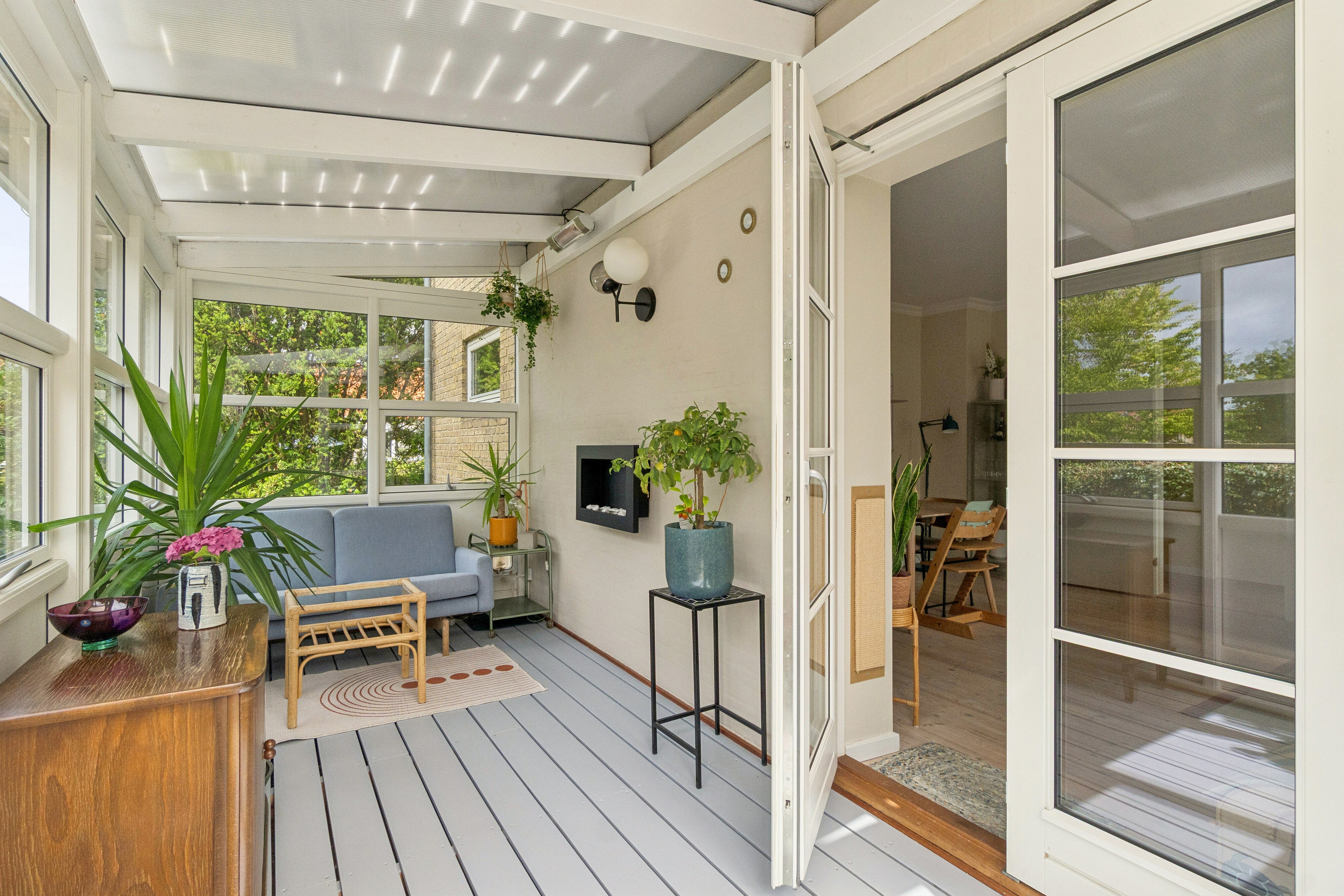 Fremhævet overdækket terrasse billede i fuldskærmstilstand. Billede af Gadestævnet 19, st., 2650 Hvidovre