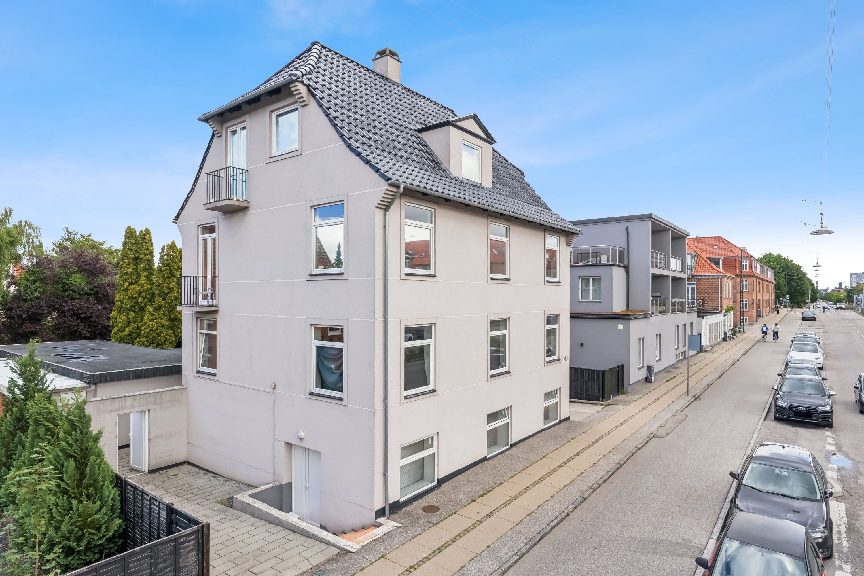 Fremhævet andet billede i fuldskærmstilstand. Billede af Roskildevej 140, 2500 Valby