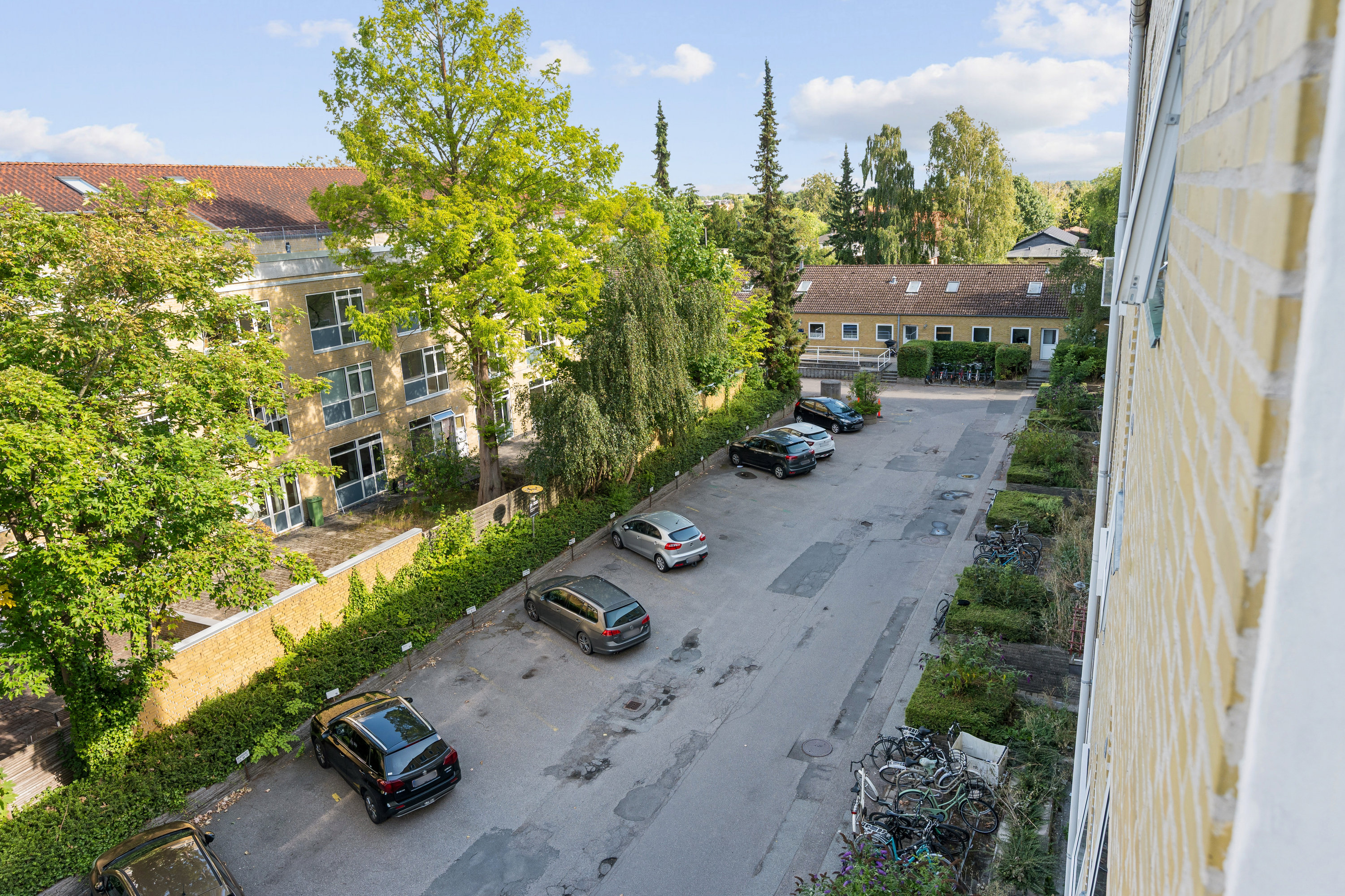 Fremhævet andet billede i fuldskærmstilstand. Billede af Centerparken 10, 3. th., 2500 Valby