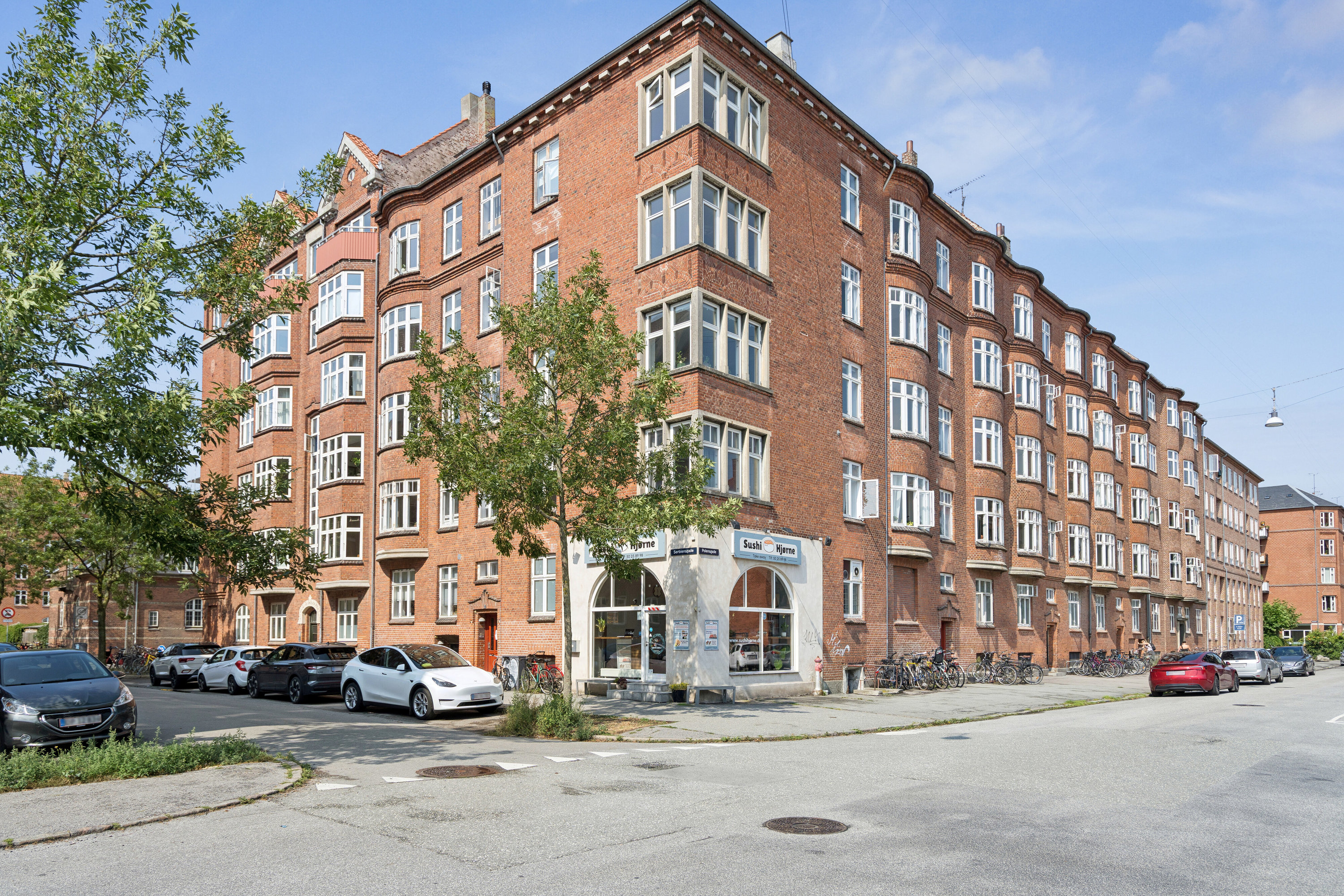 Fremhævet gade billede i fuldskærmstilstand. Billede af Serbiensgade 5, 4. tv., 2300 København S