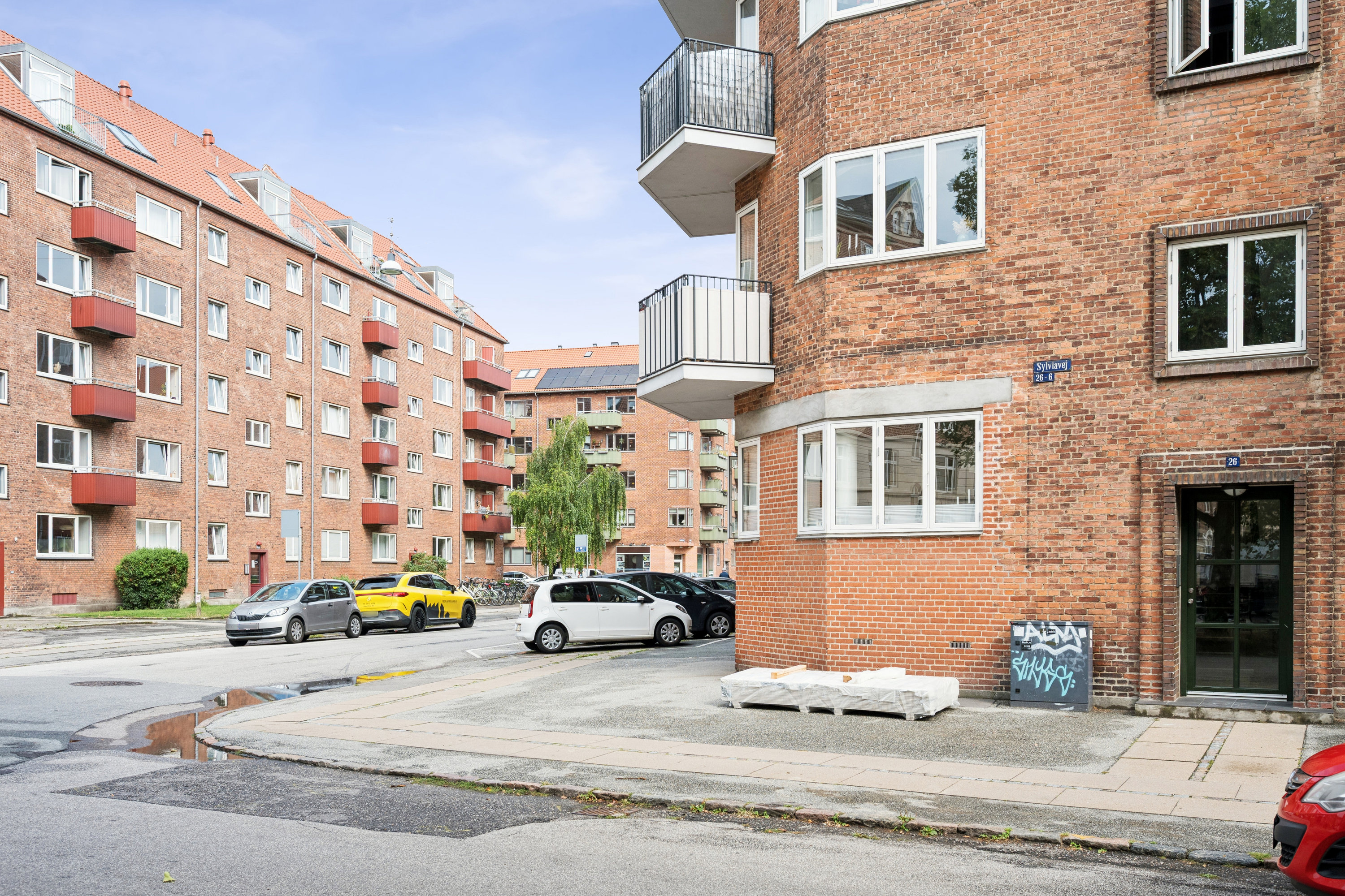 Fremhævet andet billede i fuldskærmstilstand. Billede af Sylviavej 26, st. tv., 2500 Valby
