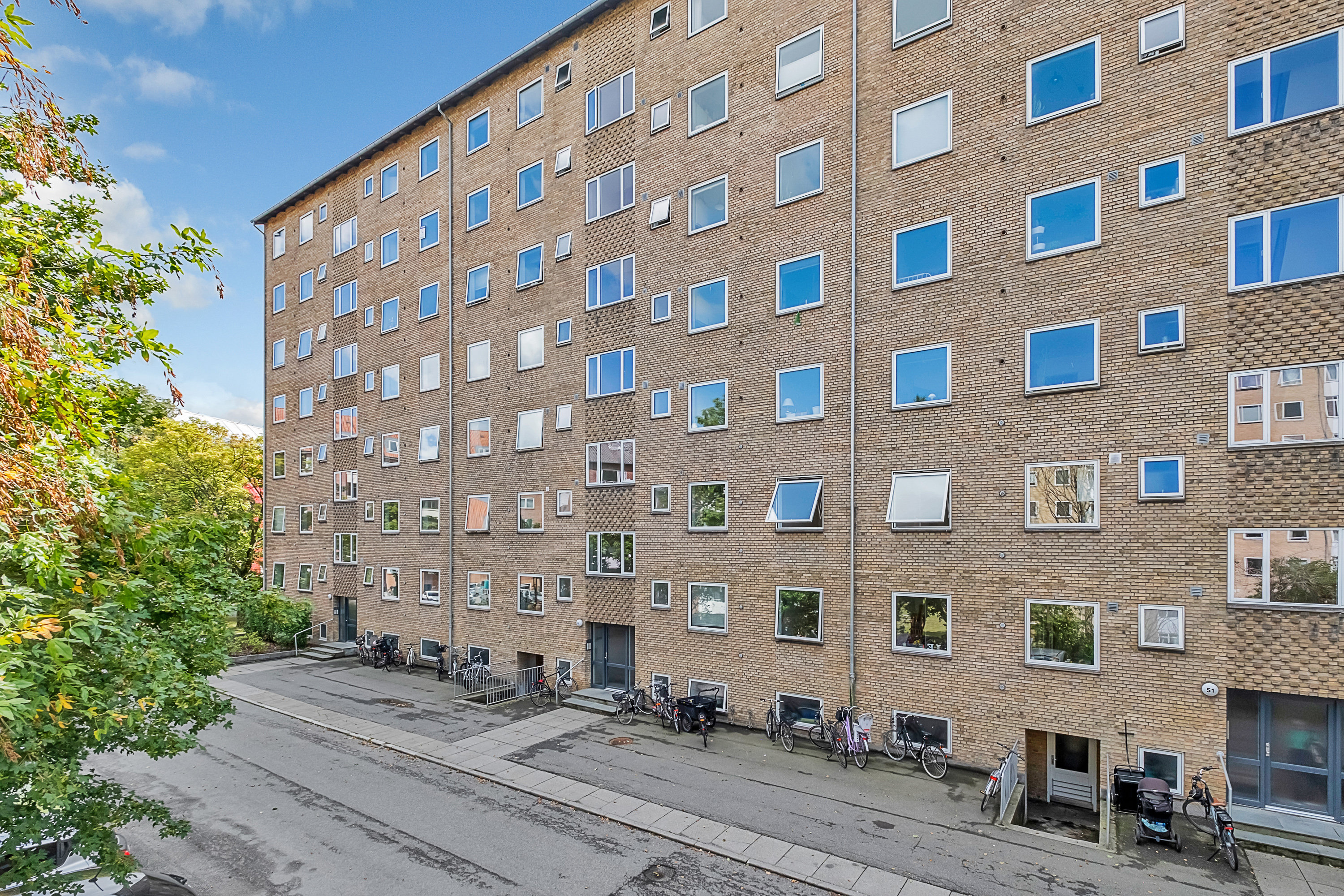 Fremhævet facade billede i fuldskærmstilstand. Billede af Nordborggade 49, 3. th., 8000 Aarhus C