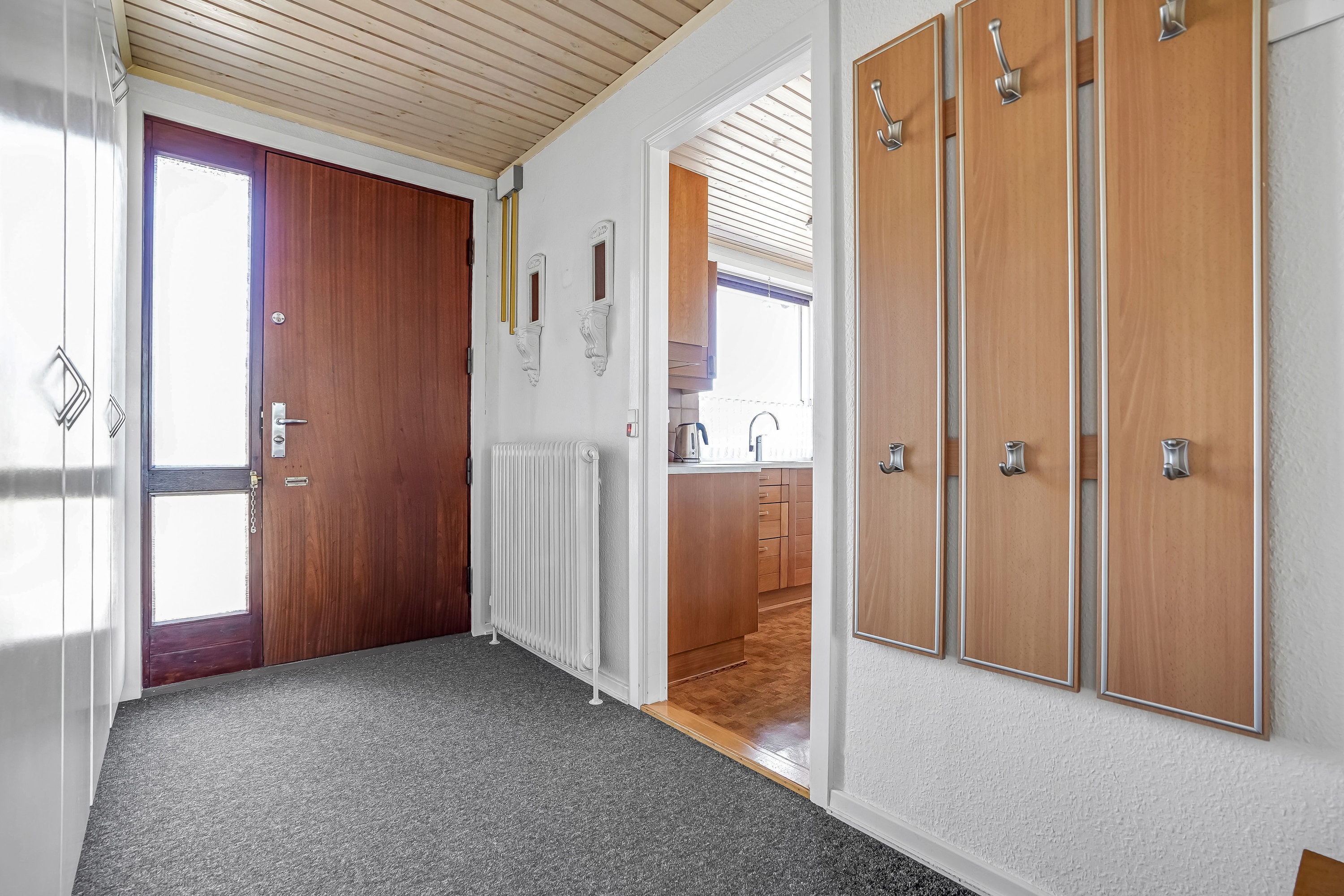 Fremhævet entré billede i fuldskærmstilstand. Billede af Kolibrivænget 13, Snestrup, 5210 Odense NV
