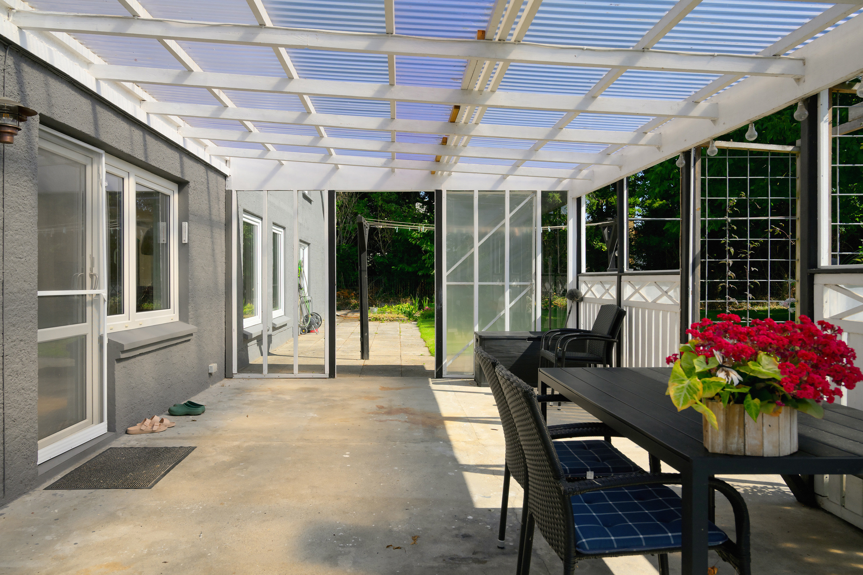 Fremhævet overdækket terrasse billede i fuldskærmstilstand. Billede af Brænderisvej 13, 4873 Væggerløse