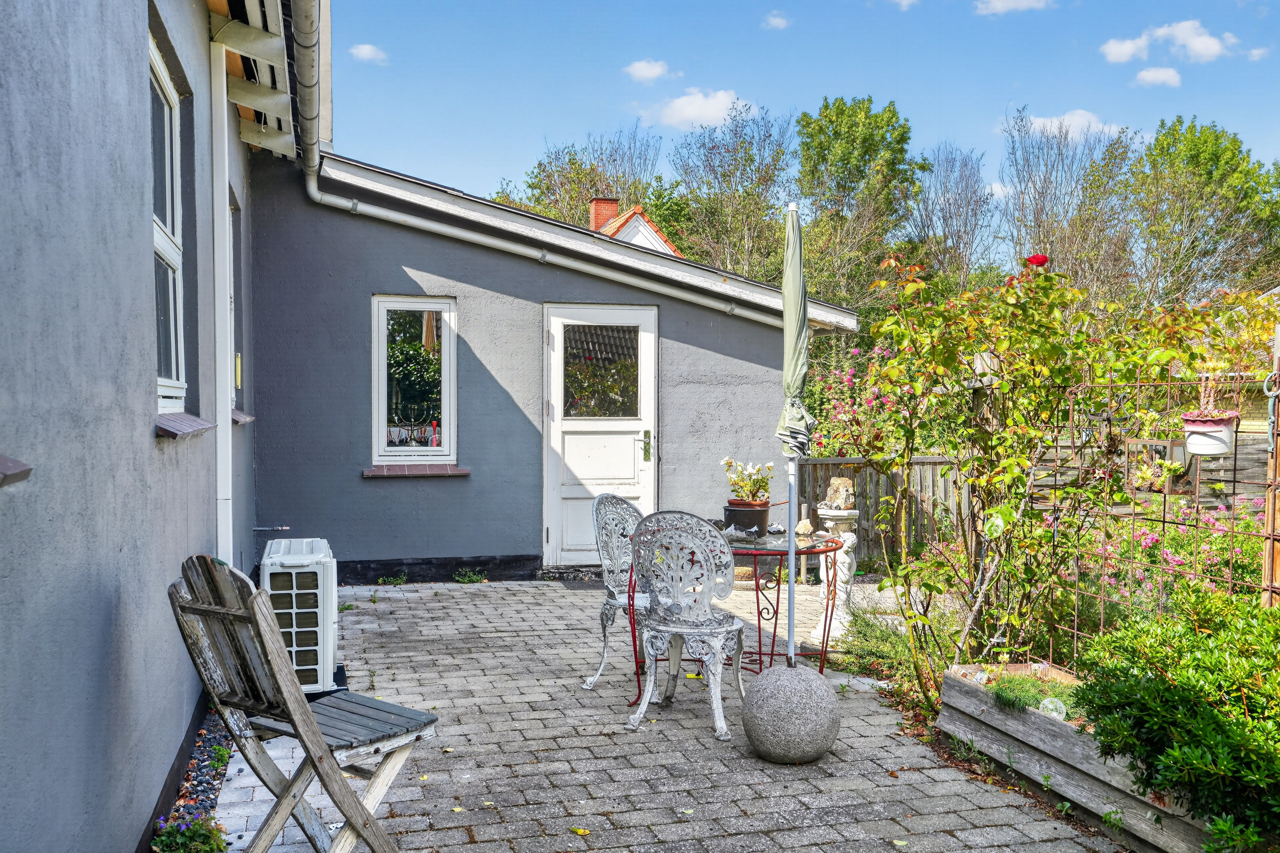 Fremhævet terrasse billede i fuldskærmstilstand. Billede af Egebjergvej 214, Strandhusene, 4500 Nykøbing Sj