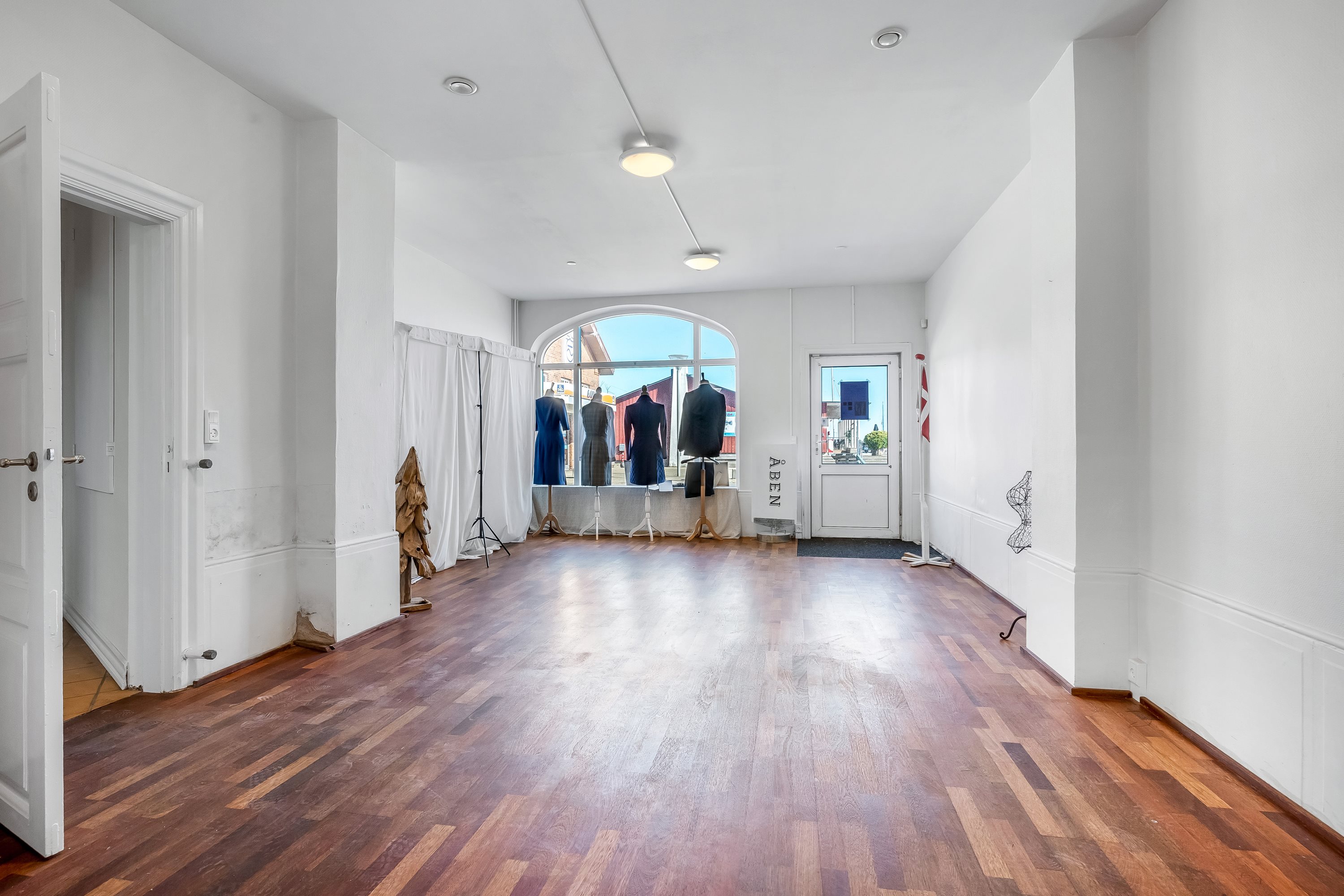 Miniaturebillede 2: butik. Billede af Vestergade 27, 7620 Lemvig