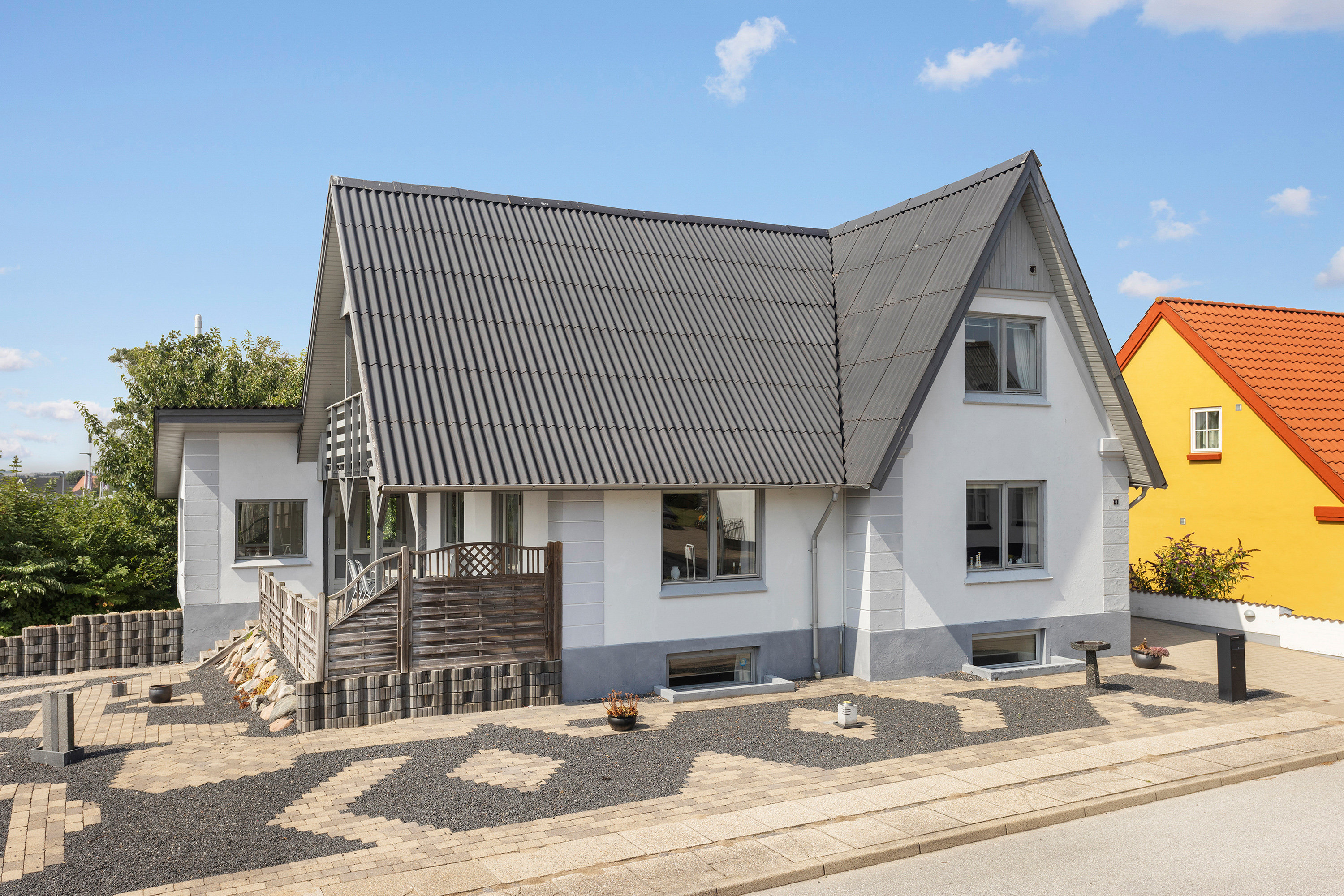 Fremhævet facade billede i fuldskærmstilstand. Billede af Erantisvej 6, 9750 Østervrå