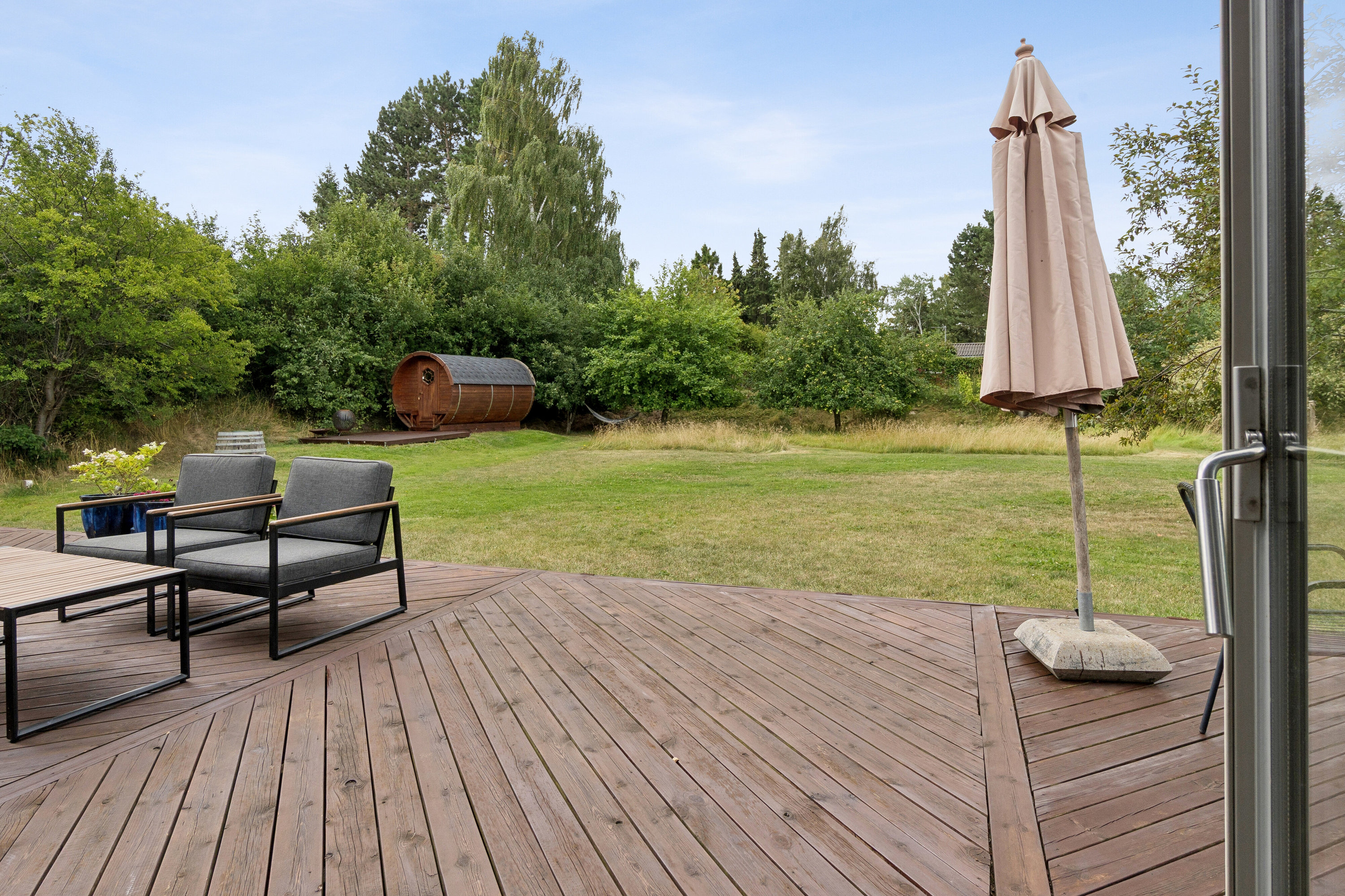 Fremhævet terrasse billede i fuldskærmstilstand. Billede af Inasvej 14, Kaldred, 4593 Eskebjerg