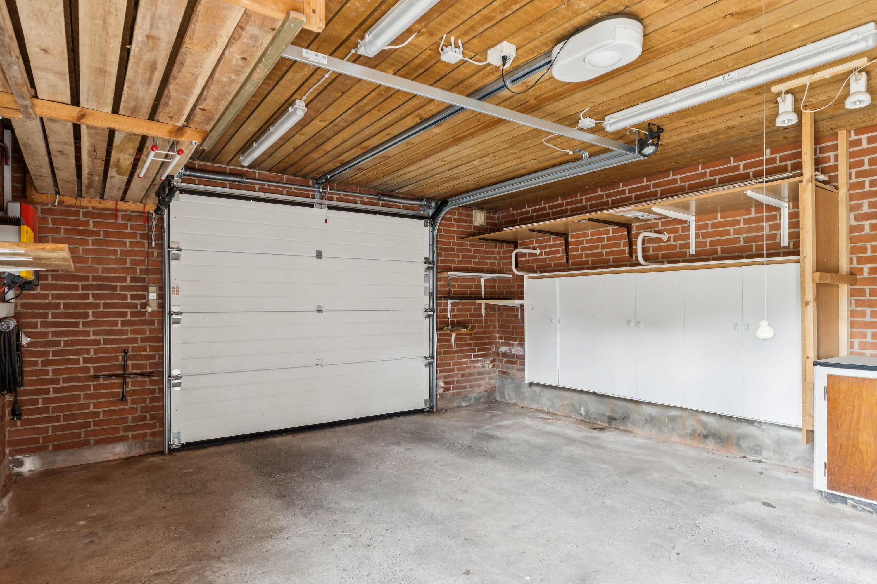 Fremhævet garage billede i fuldskærmstilstand. Billede af Søndermosevej 35, 6330 Padborg