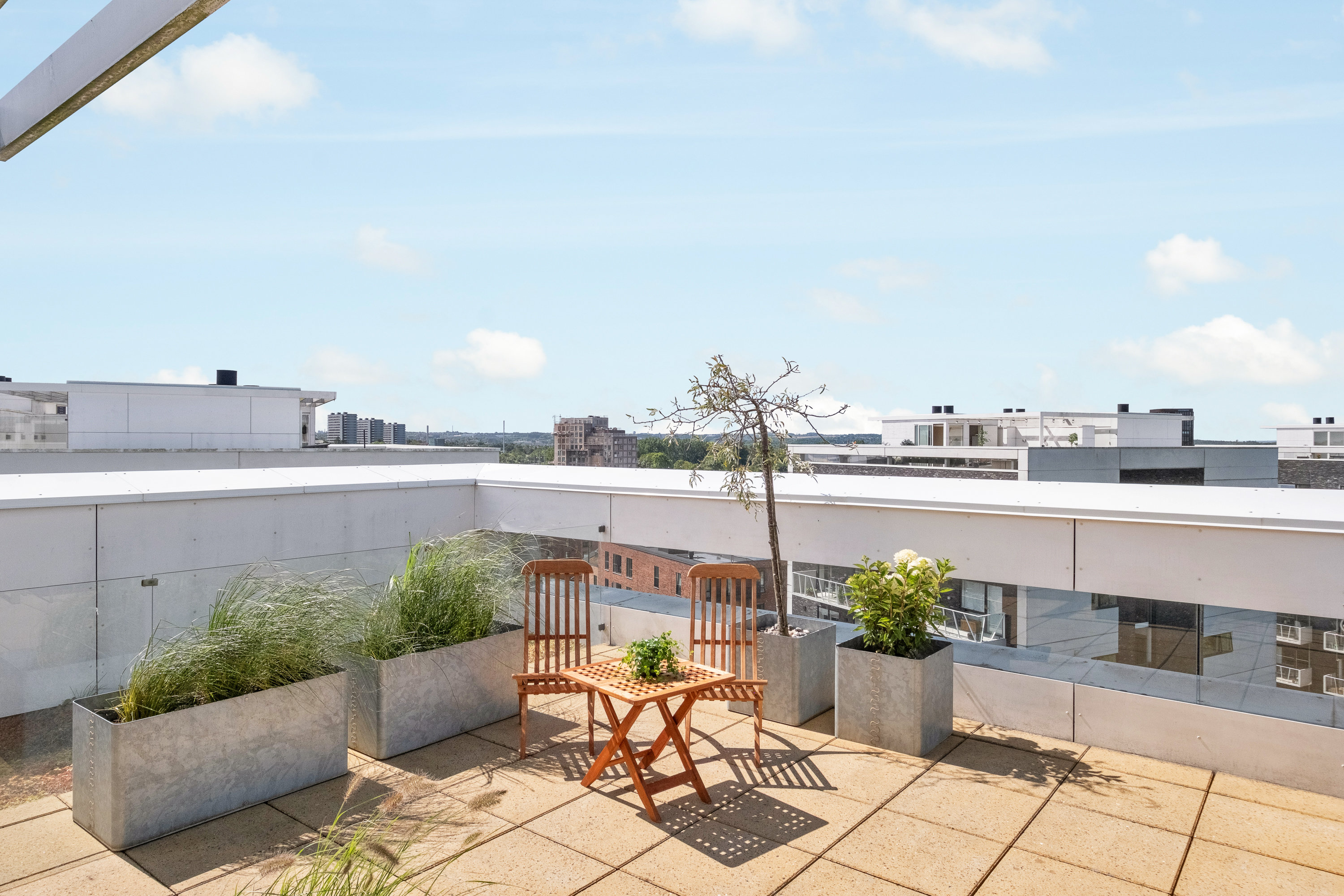 Fremhævet tagterrasse billede i fuldskærmstilstand. Billede af Åhusene 6, 9. 1., 8000 Aarhus C