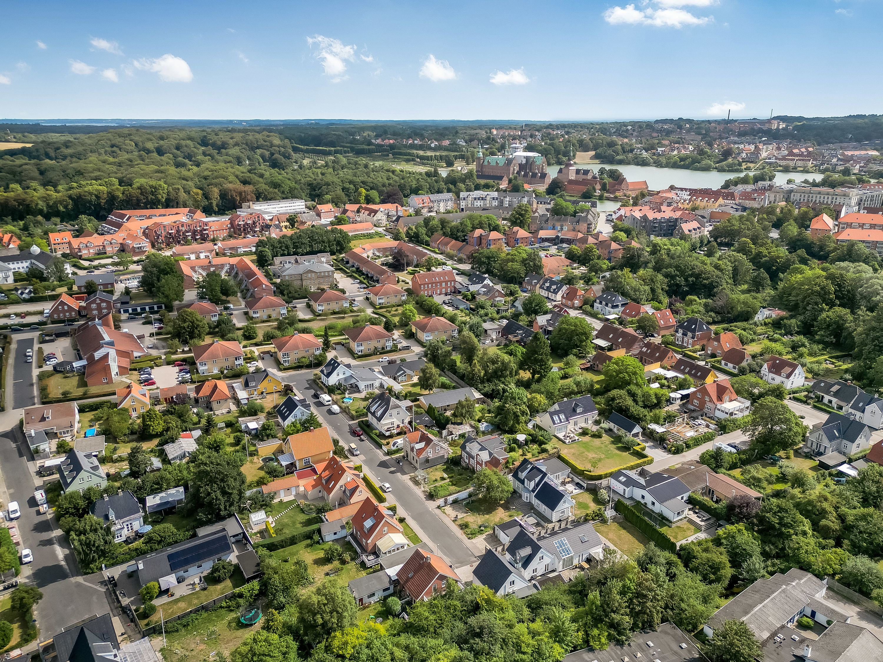 Fremhævet luftfoto billede i fuldskærmstilstand. Billede af Møllersvej 10, 3400 Hillerød