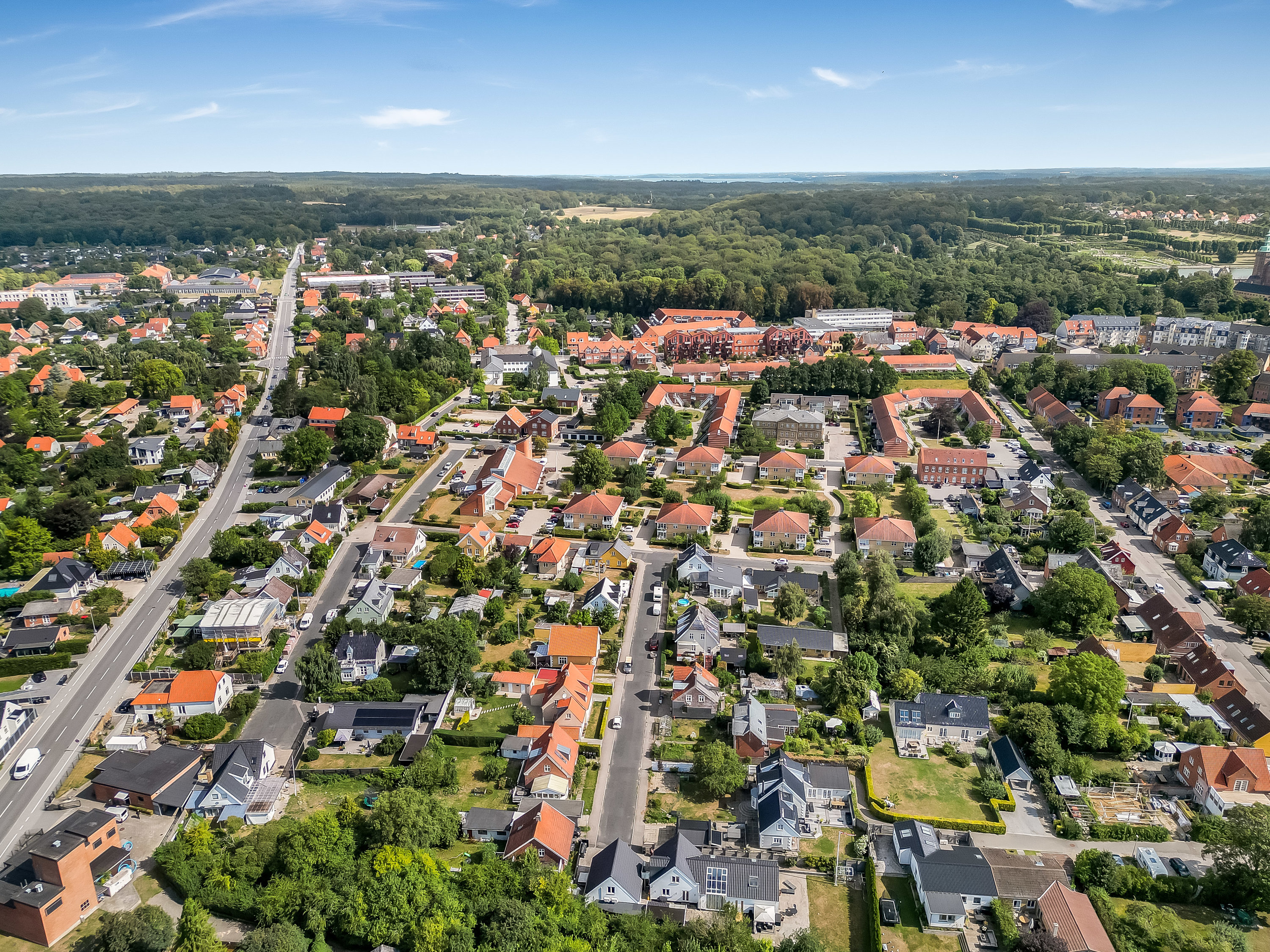 Fremhævet luftfoto billede i fuldskærmstilstand. Billede af Møllersvej 10, 3400 Hillerød