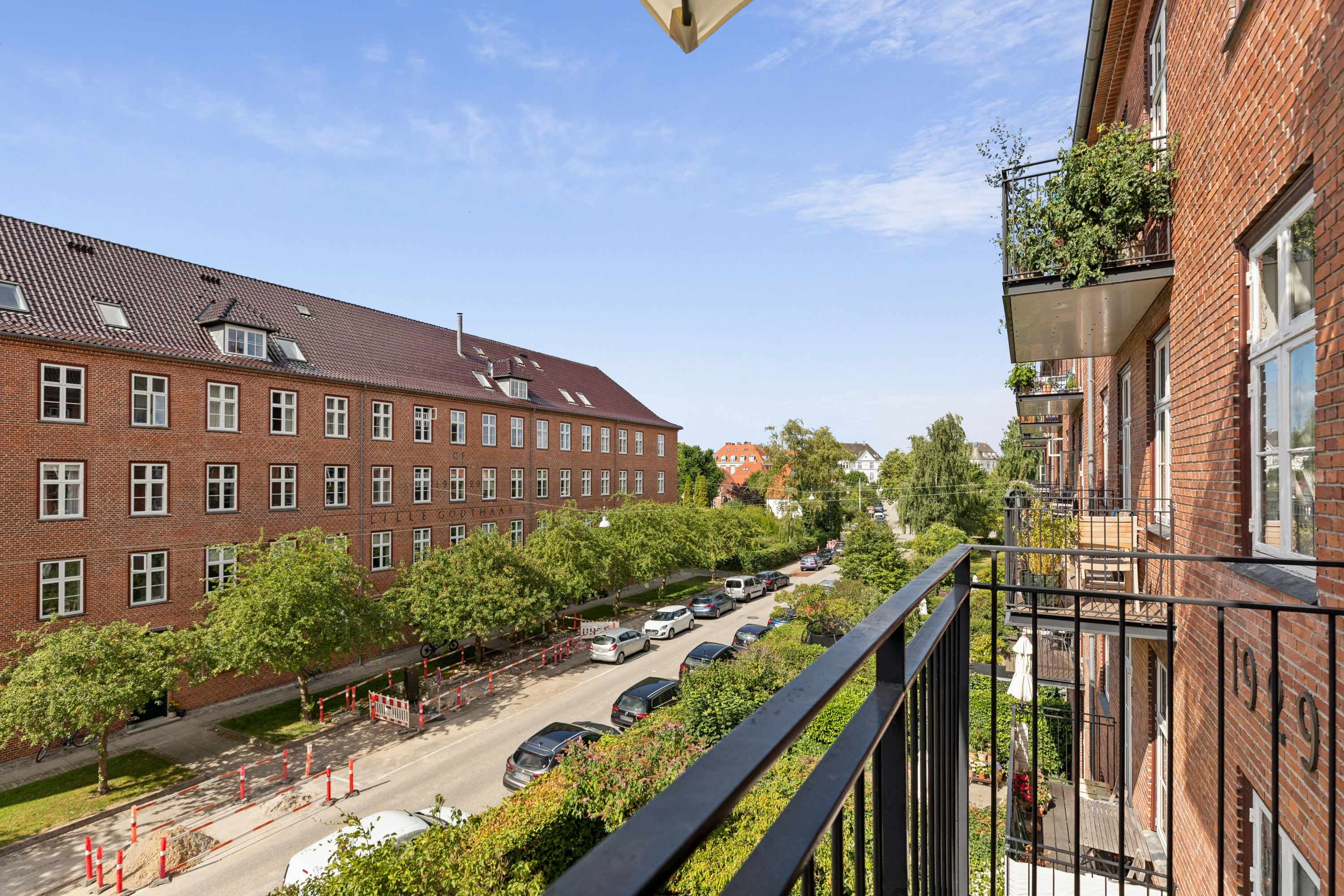 Fremhævet andet billede i fuldskærmstilstand. Billede af Mariendalsvej 70, 2. th., 2000 Frederiksberg