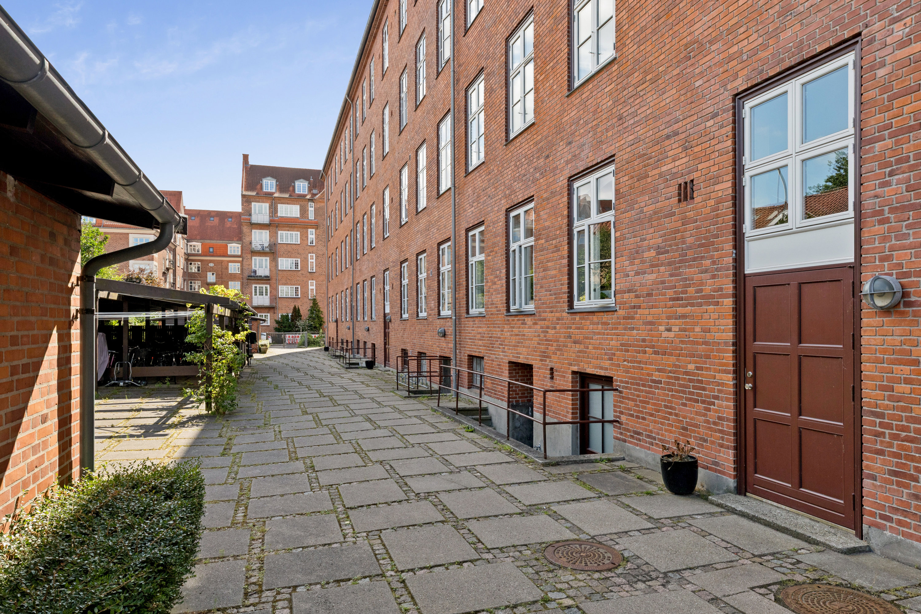 Fremhævet andet billede i fuldskærmstilstand. Billede af Mariendalsvej 70, 2. th., 2000 Frederiksberg