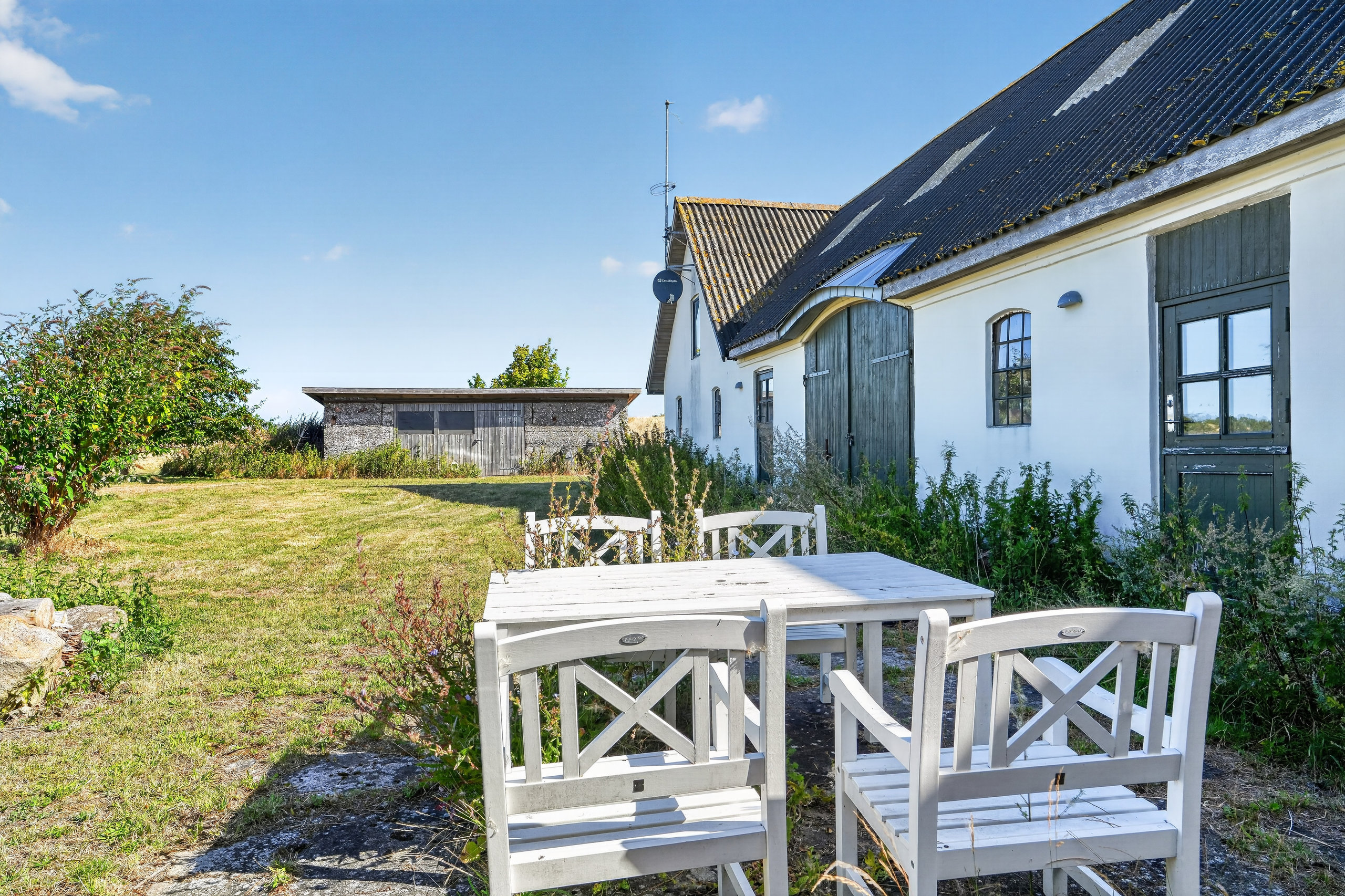 Fremhævet terrasse billede i fuldskærmstilstand. Billede af Østervangsvej 1, Østervang, 4583 Sjællands Odde