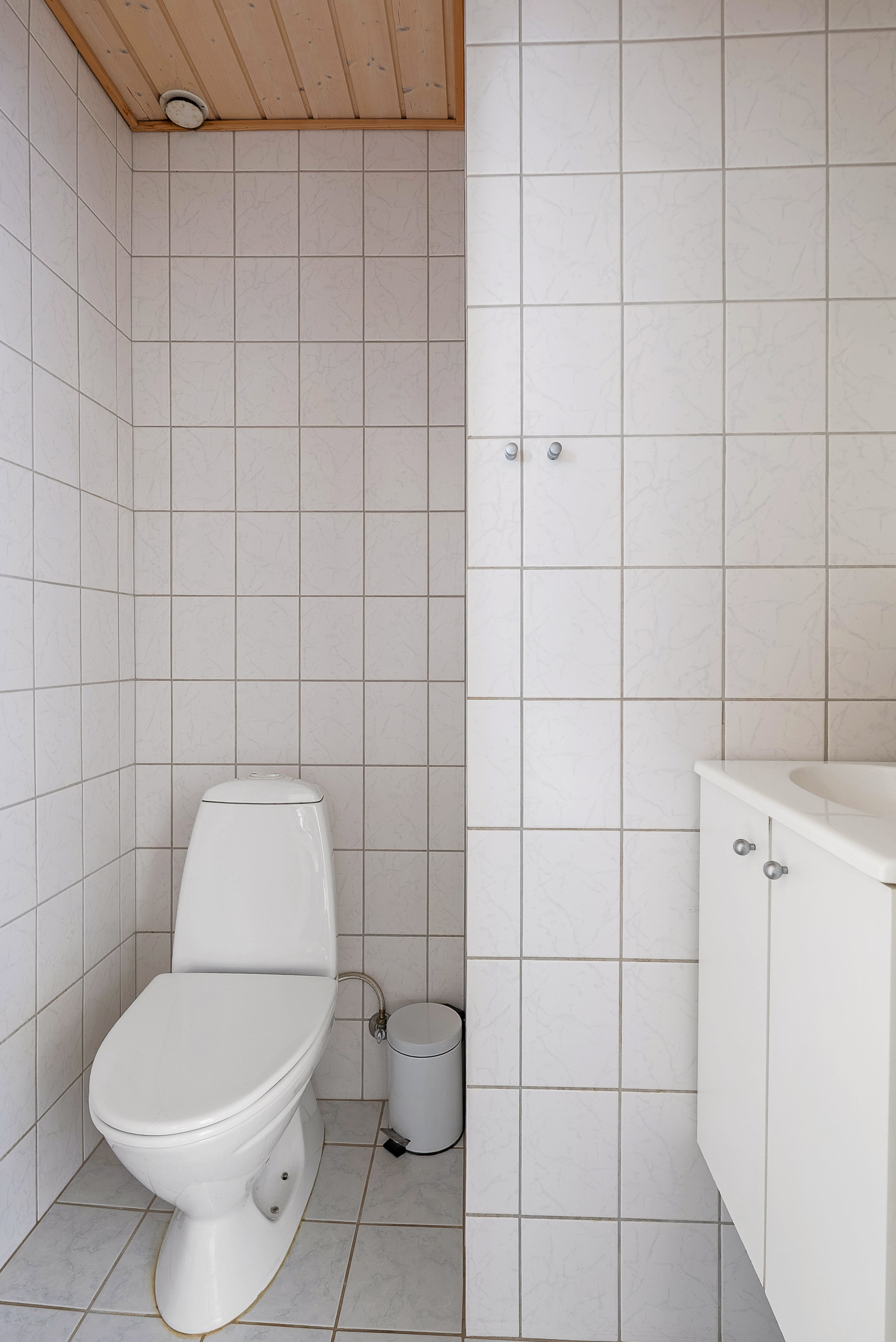 Fremhævet toilet billede i fuldskærmstilstand. Billede af Karlavej 22, 5270 Odense N