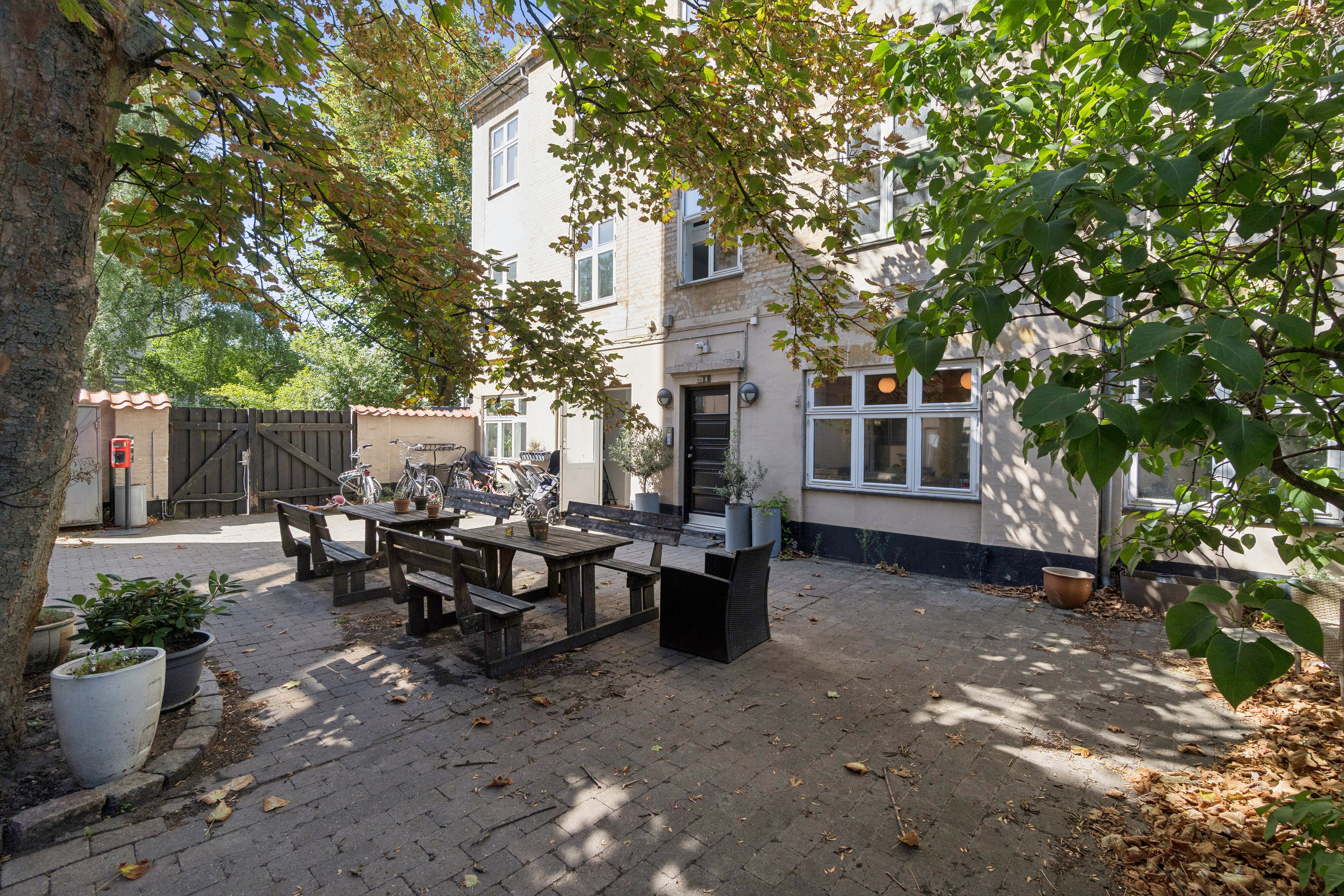 Fremhævet terrasse billede i fuldskærmstilstand. Billede af Brigadevej 20A, st., 2300 København S
