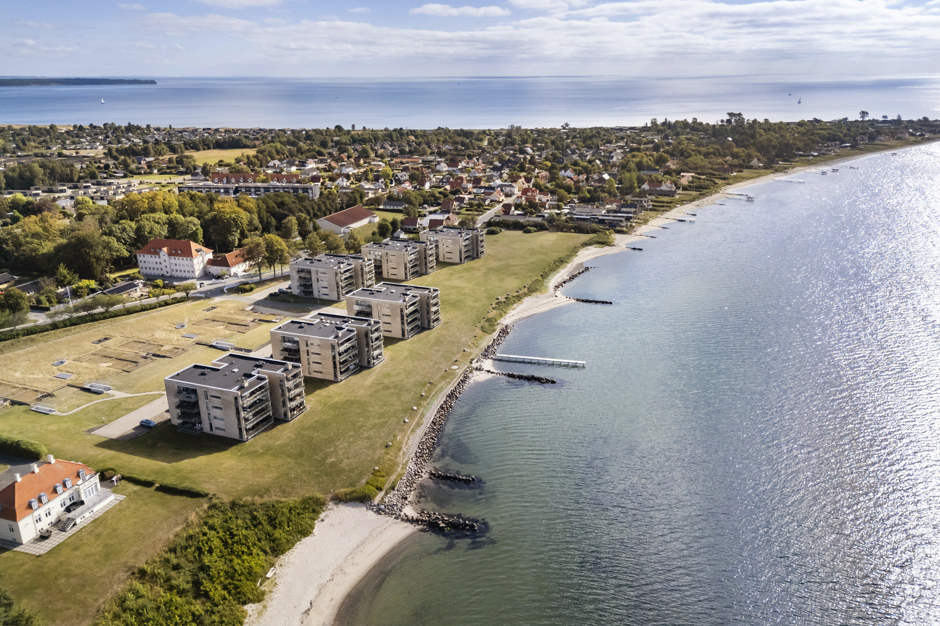Fremhævet område billede i fuldskærmstilstand. Billede af Kystvej 23, st. th., 7130 Juelsminde