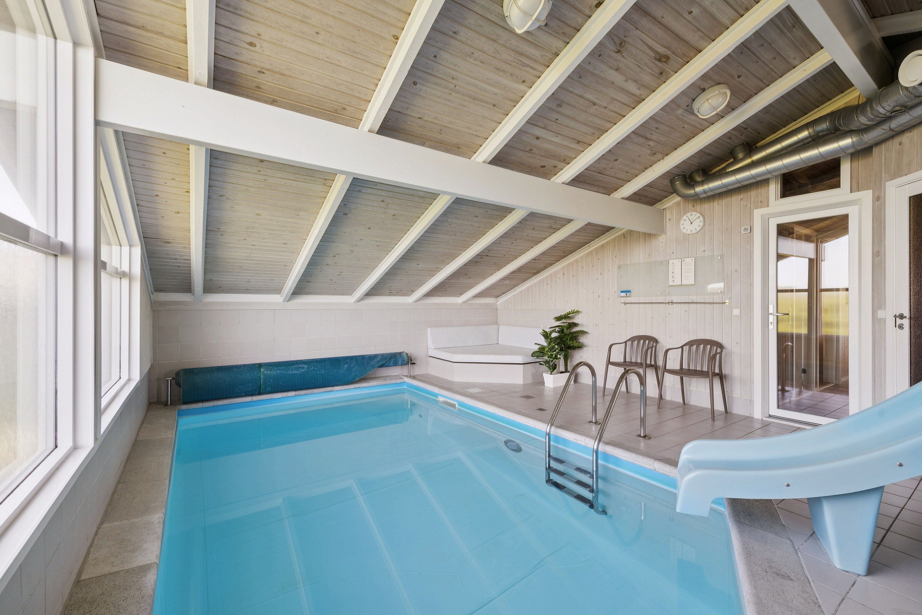 Fremhævet poolrum billede i fuldskærmstilstand. Billede af Jævndøgnsvej 2, Skal Klit, 9800 Hjørring