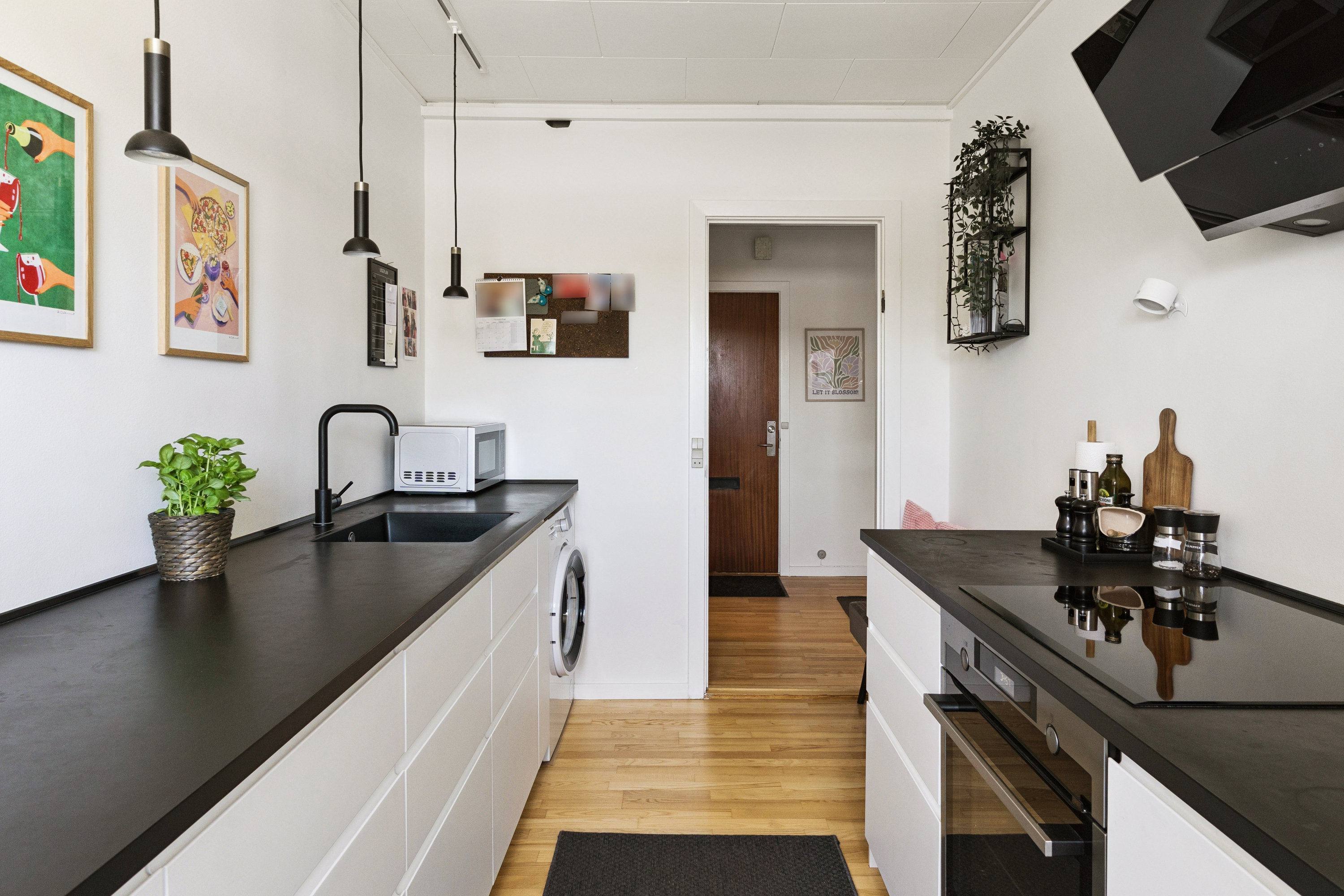 Fremhævet køkken billede i fuldskærmstilstand. Billede af Bavnehøj Park 29, 1. tv., 3500 Værløse