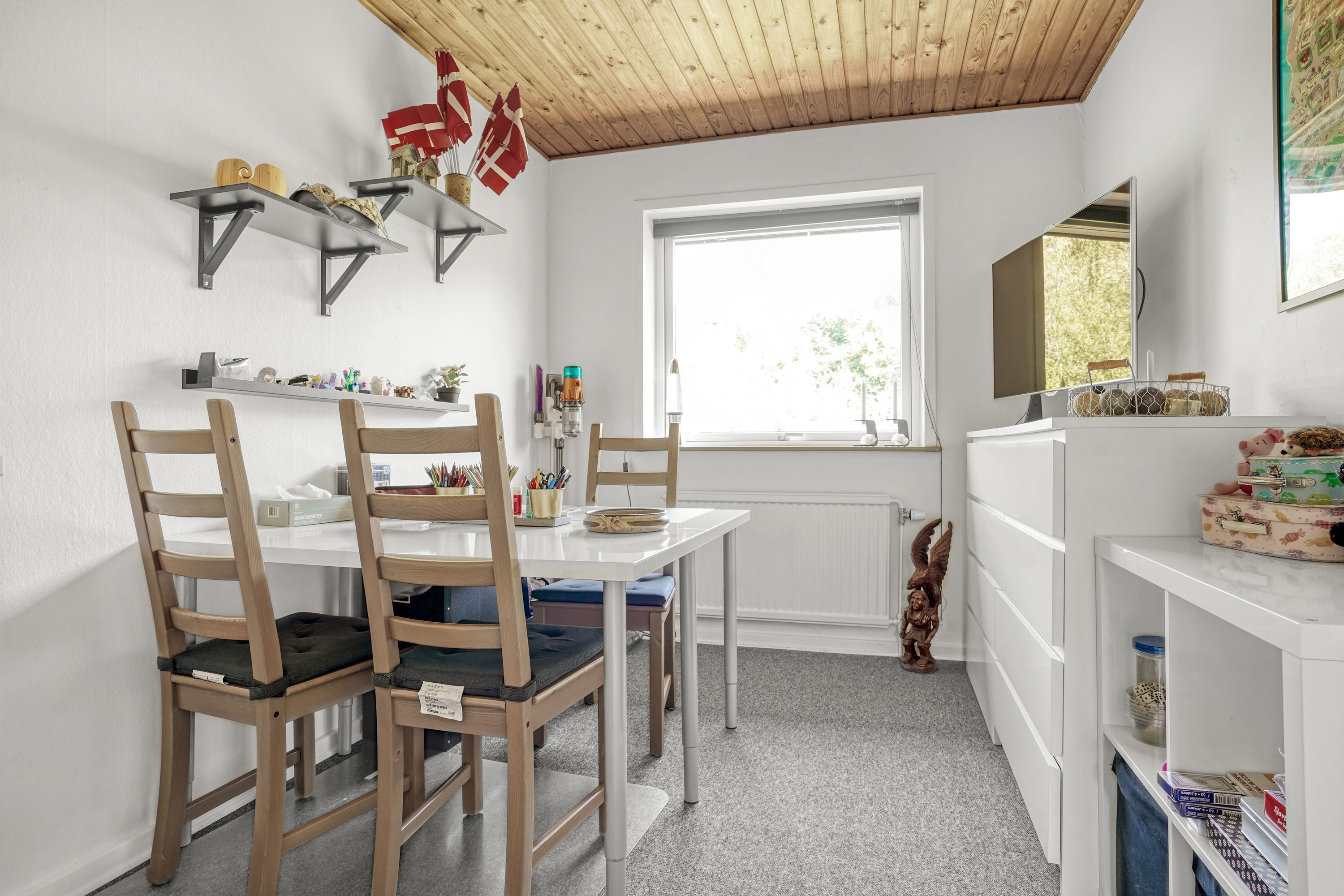 Fremhævet stue billede i fuldskærmstilstand. Billede af Kirkevej 26D, Tommerup St, 5690 Tommerup