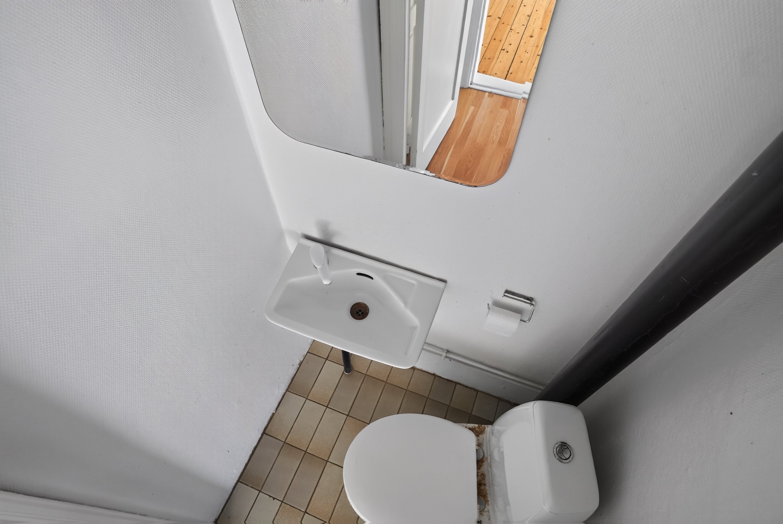 Fremhævet wc billede i fuldskærmstilstand. Billede af Buddinge Hovedgade 161, st., 2860 Søborg